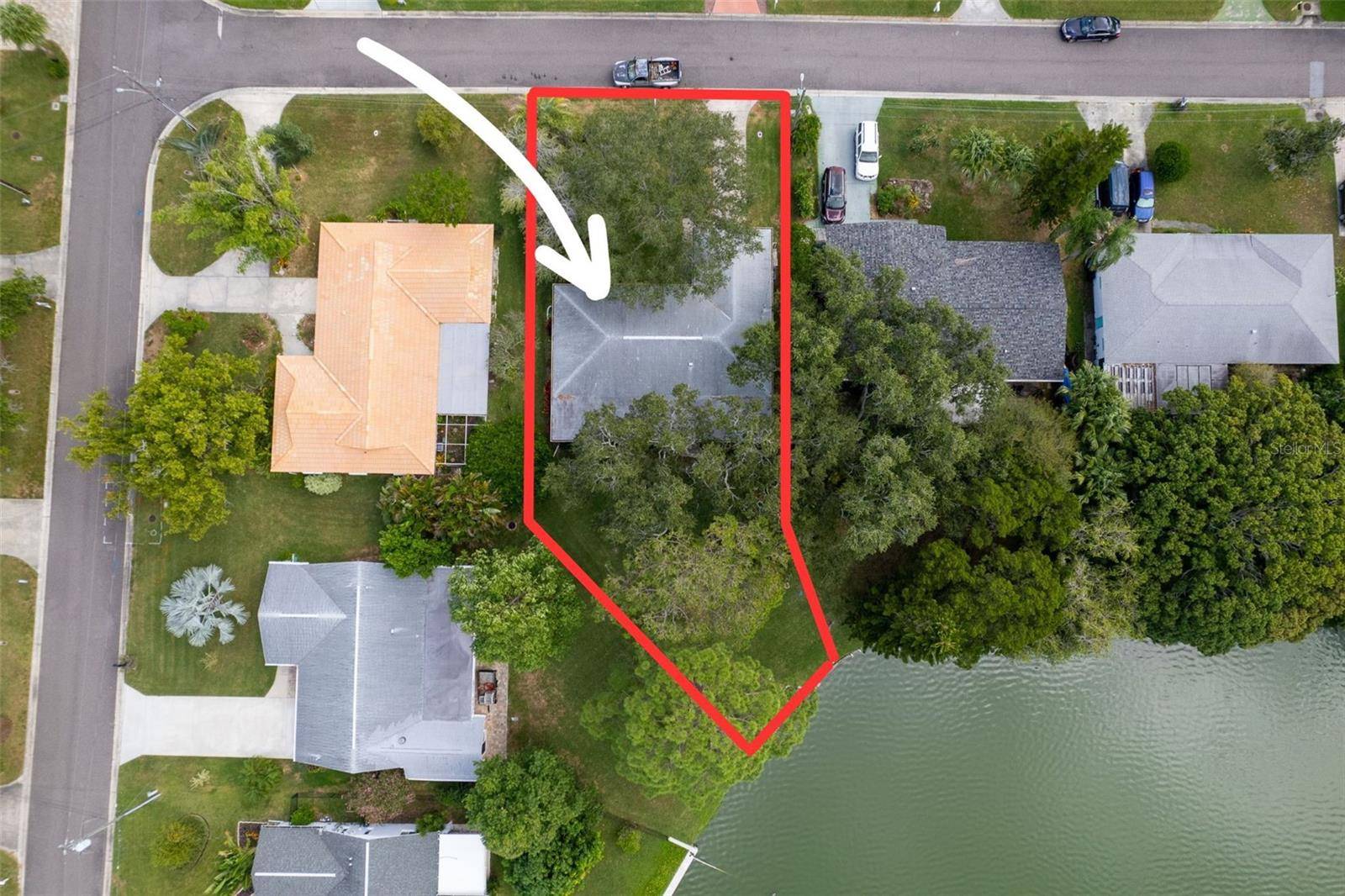 Dunedin, FL 34698,1516 GLADYS CIR