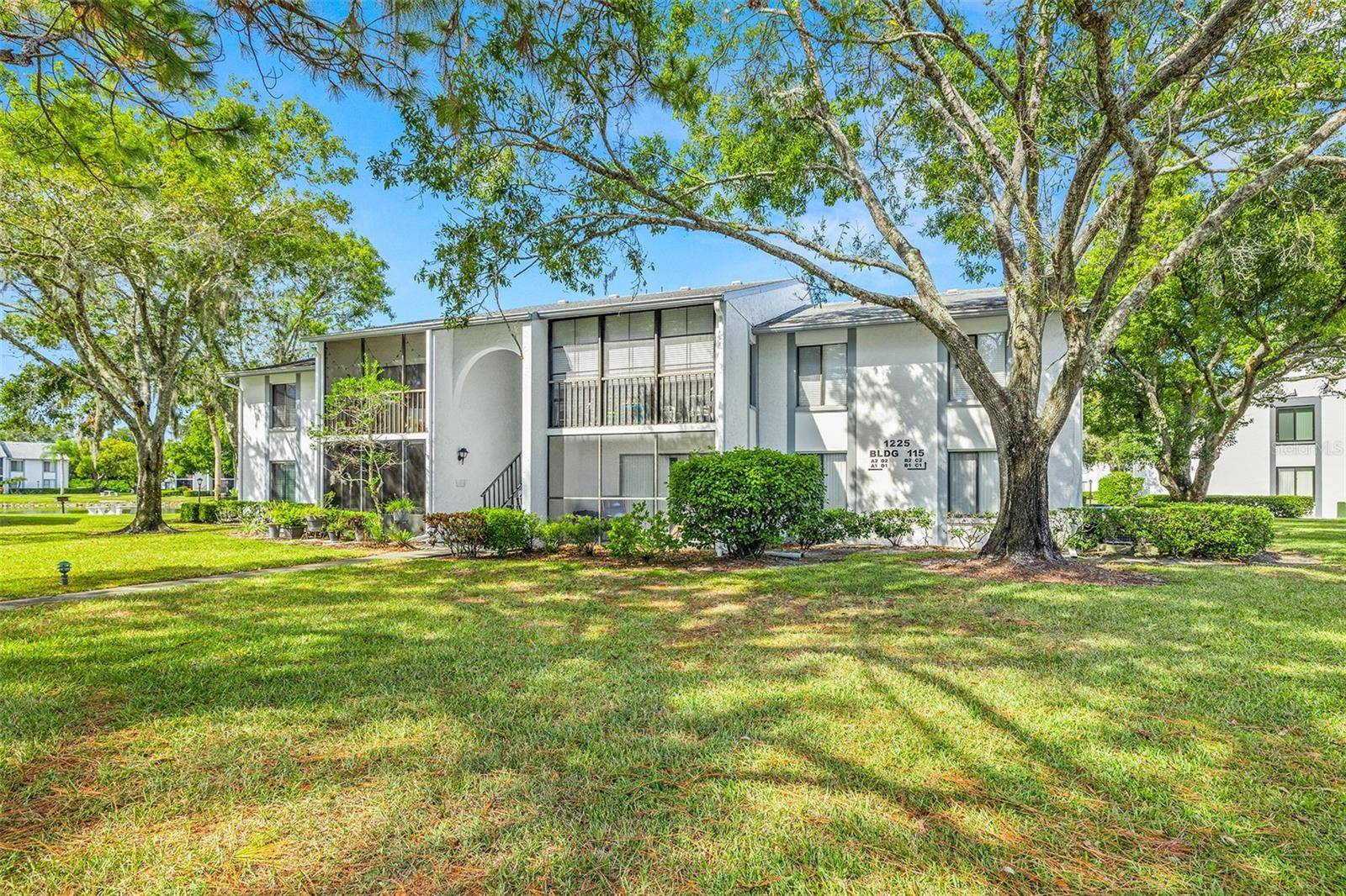 Tarpon Springs, FL 34688,1225 PINE RIDGE CIR W #A2