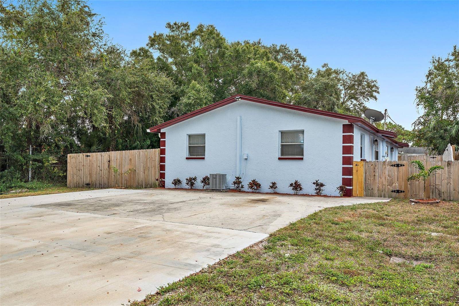 Largo, FL 33771,3796 137TH AVE