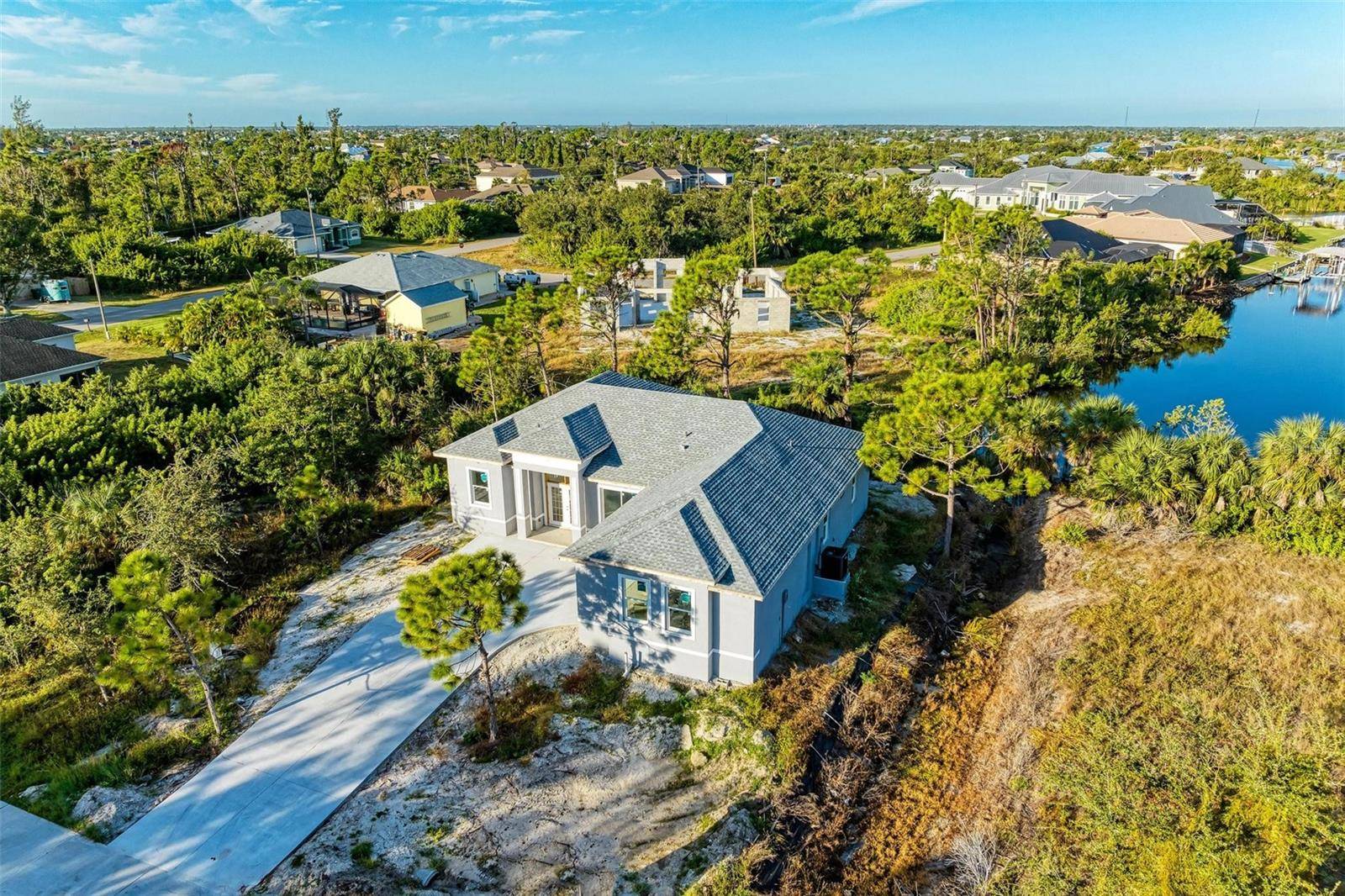 Port Charlotte, FL 33981,9555 HALLENDALE DR