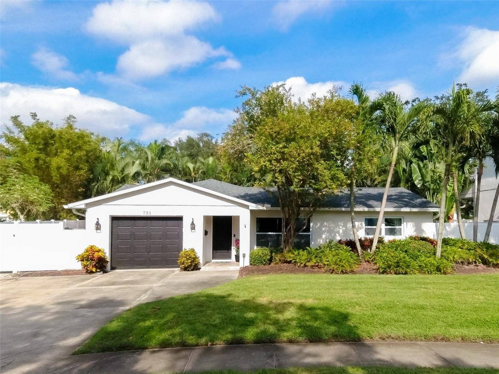 St Petersburg, FL 33704,731 NE ALDA WAY NE