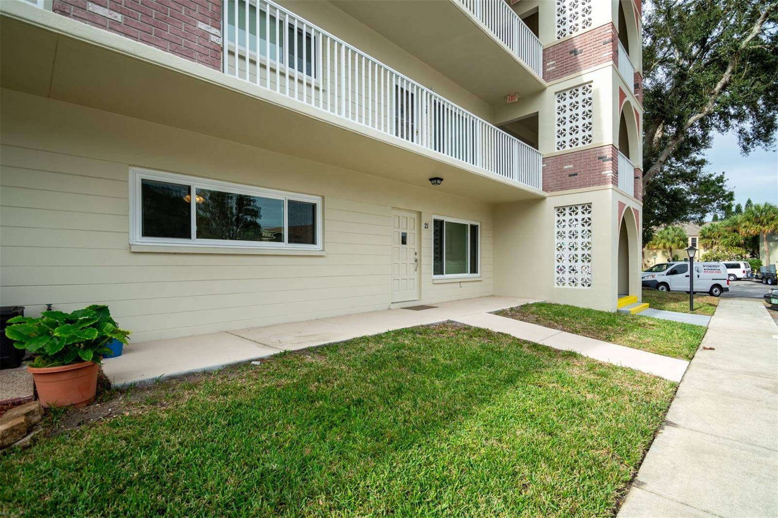 Clearwater, FL 33763,2263 AMERICUS BLVD E #21