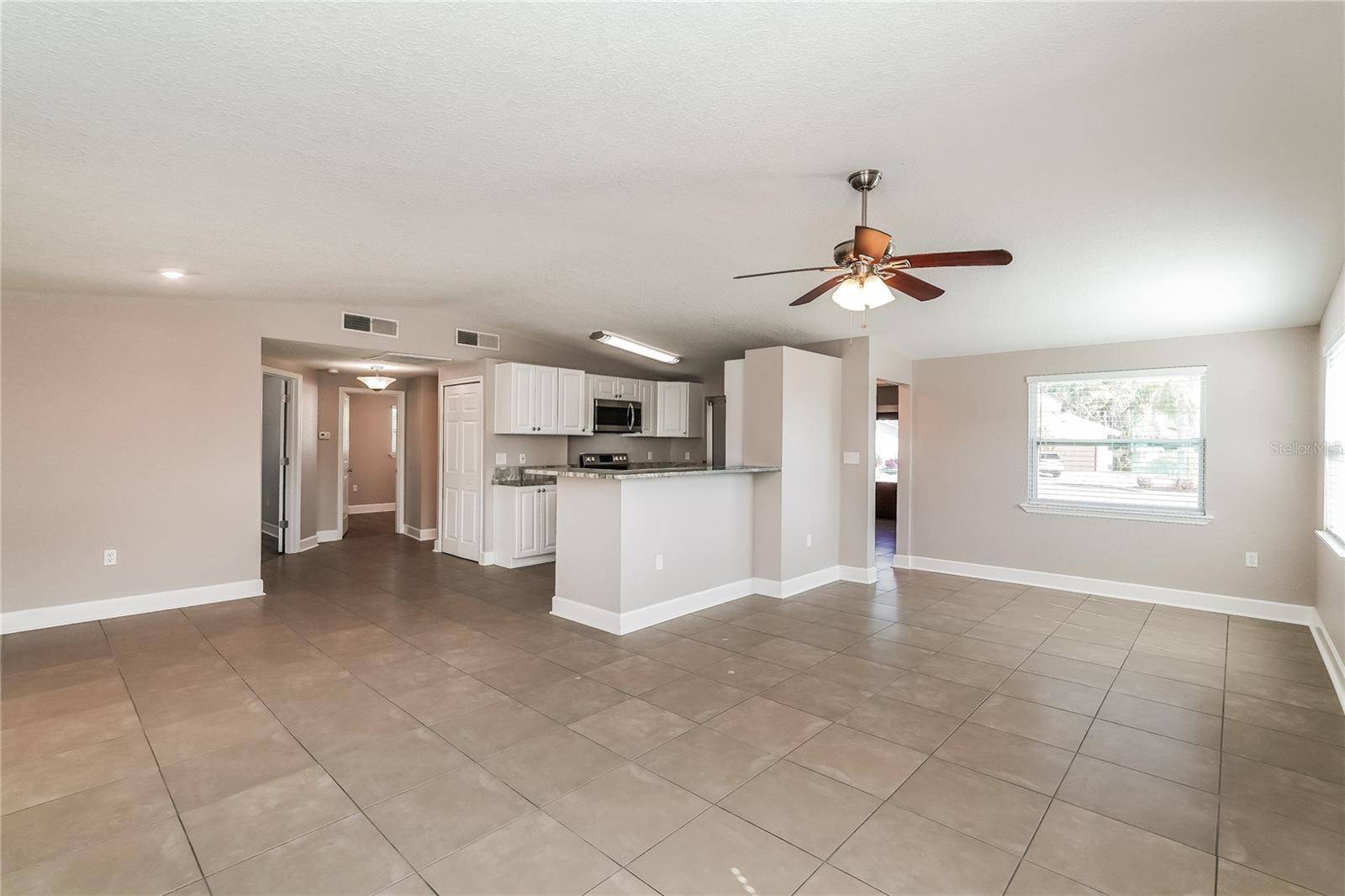 Redington Shores, FL 33708,250 176TH AVE E