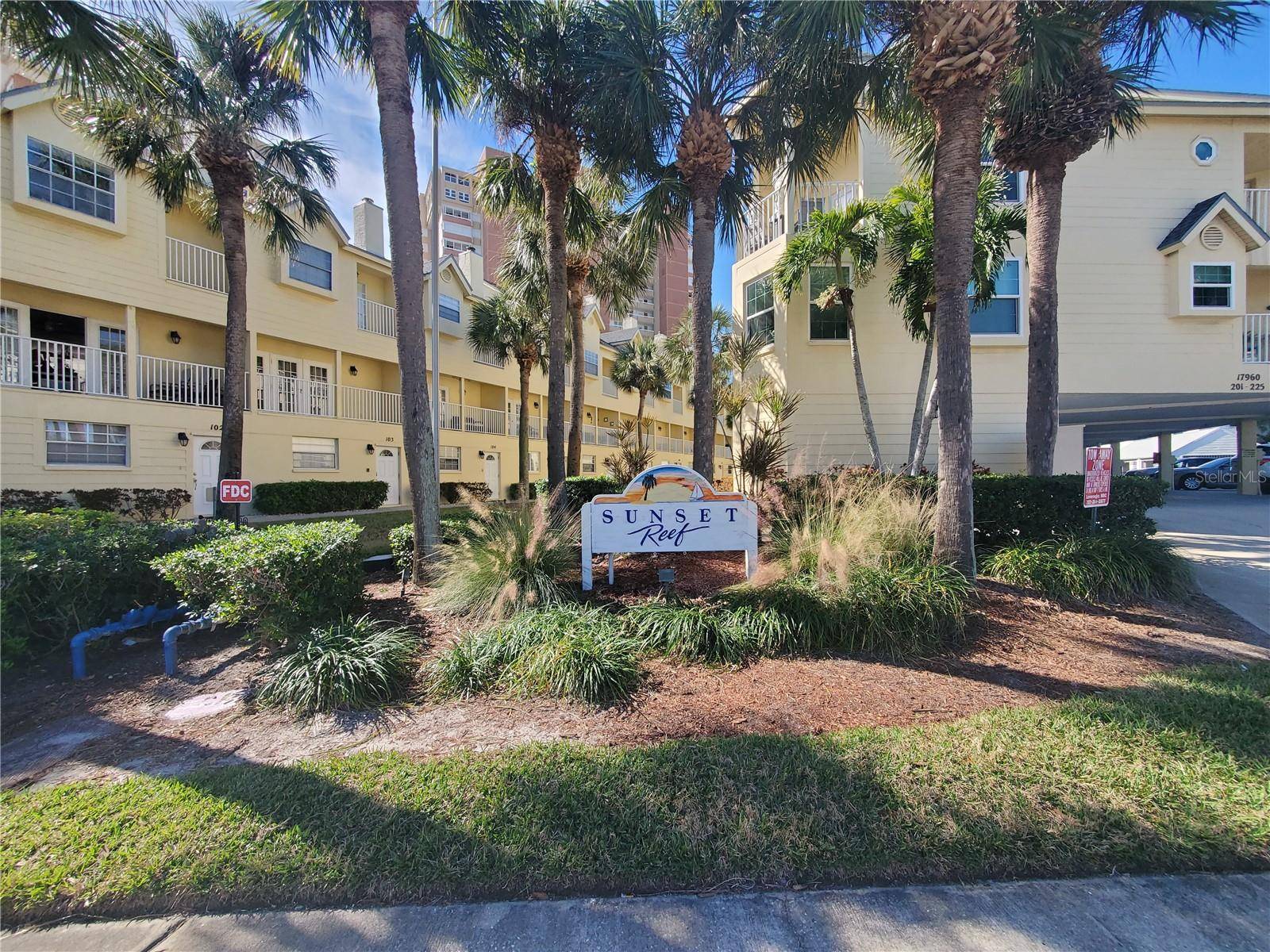 Redington Shores, FL 33708,17960 GULF BLVD #220