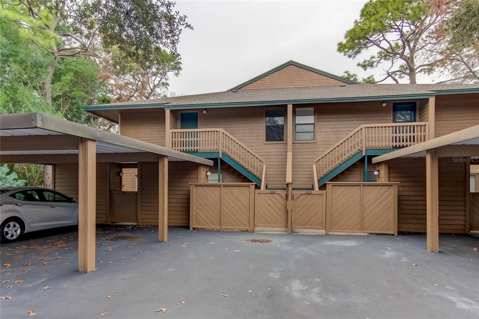 Palm Harbor, FL 34683,208 CYPRESS POND RD #208