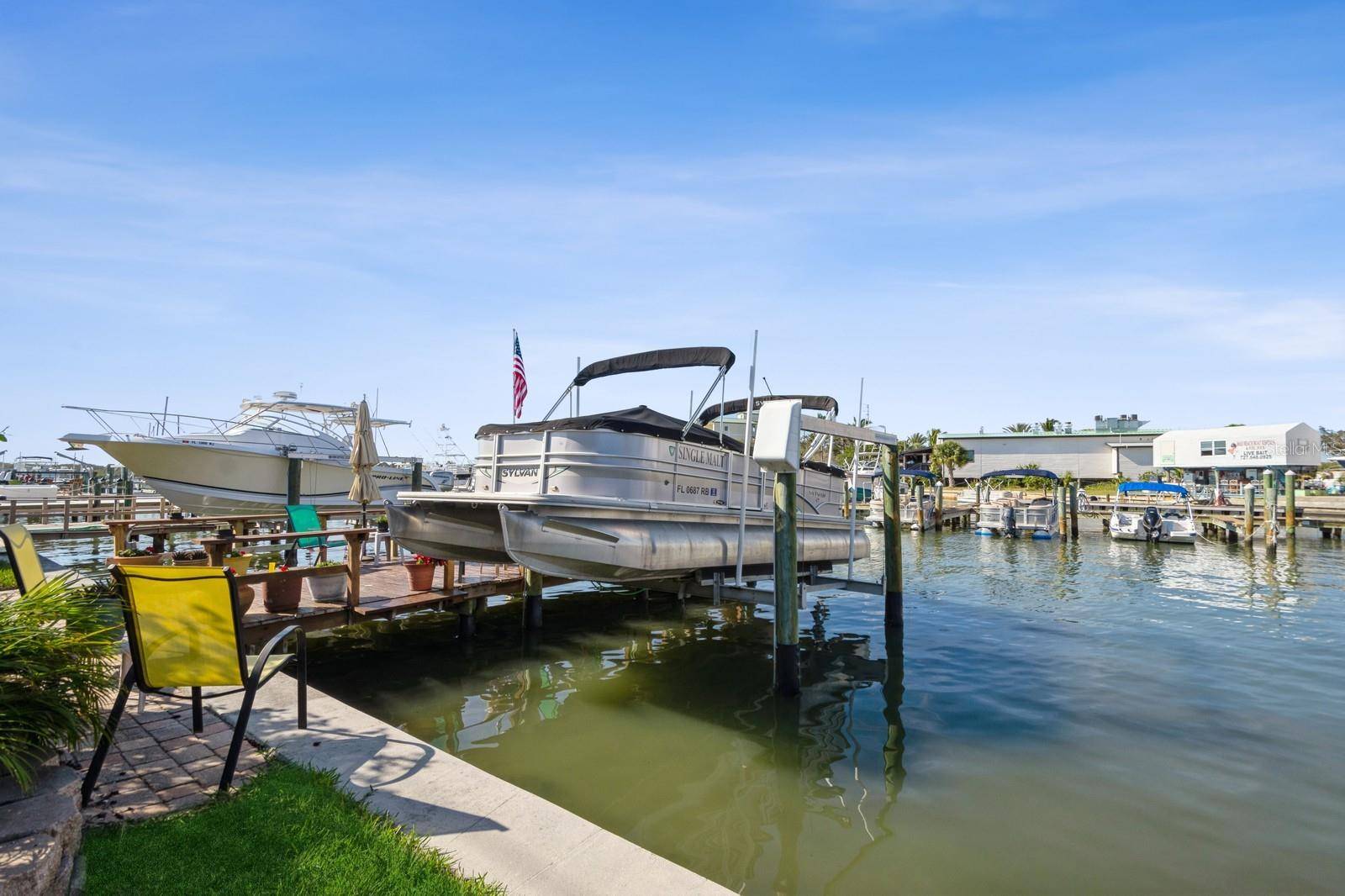 St Petersburg, FL 33709,8763 44TH AVE N #109