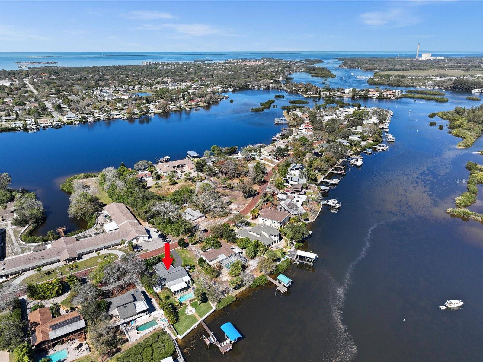 Tarpon Springs, FL 34689,696 CHESAPEAKE DR