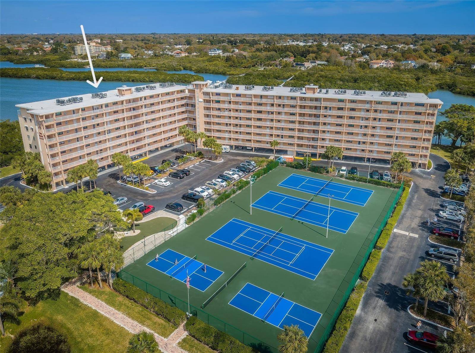 Indian Shores, FL 33785,19451 GULF BLVD #809