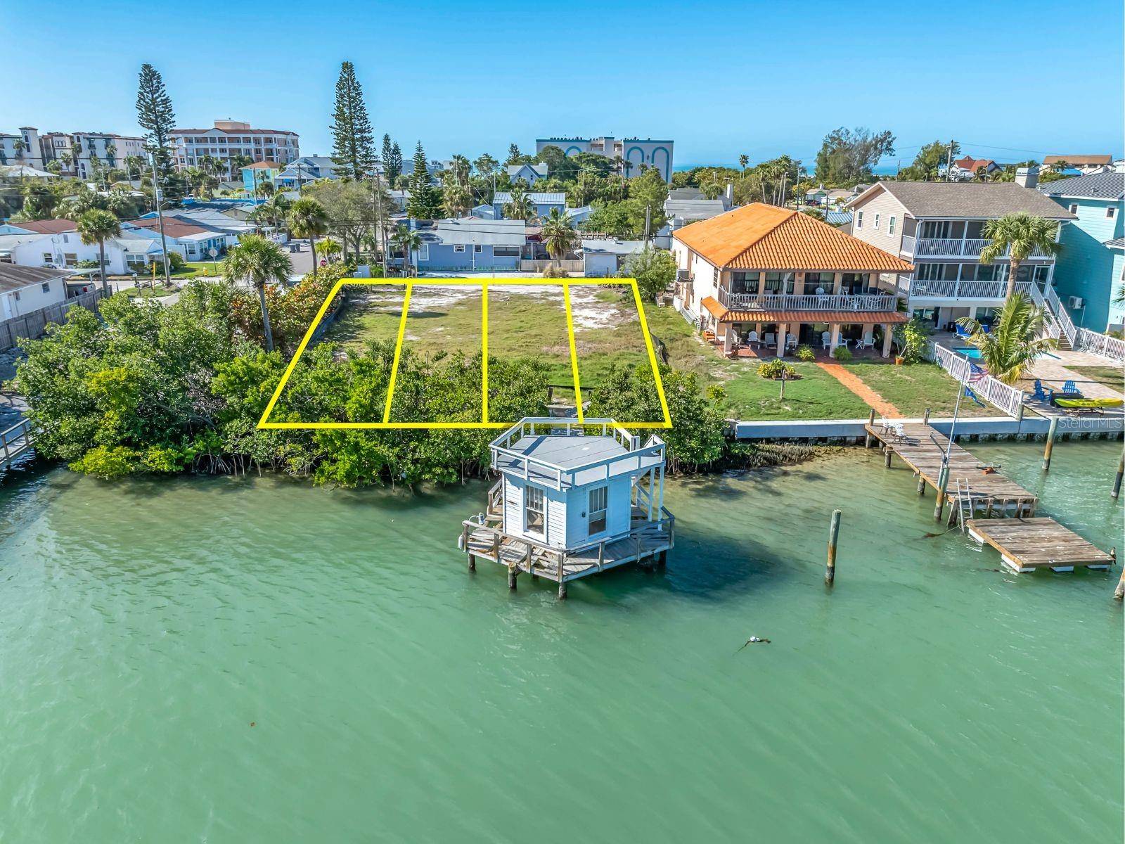 Treasure Island, FL 33706,12306 LAGOON LN