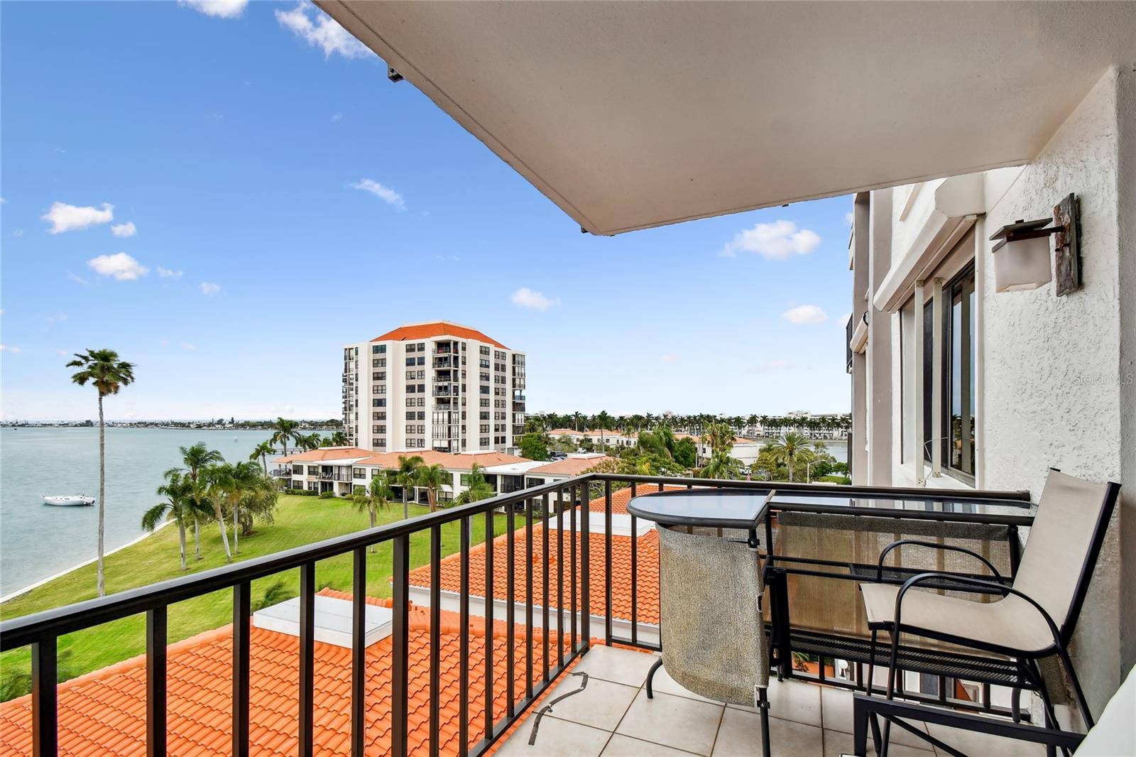 St Petersburg, FL 33715,6295 BAHIA DEL MAR CIR #501