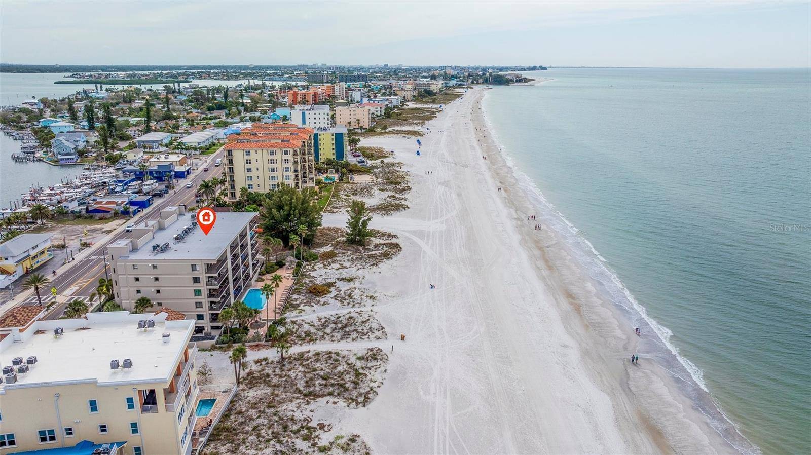 Madeira Beach, FL 33708,13650 GULF BLVD #302