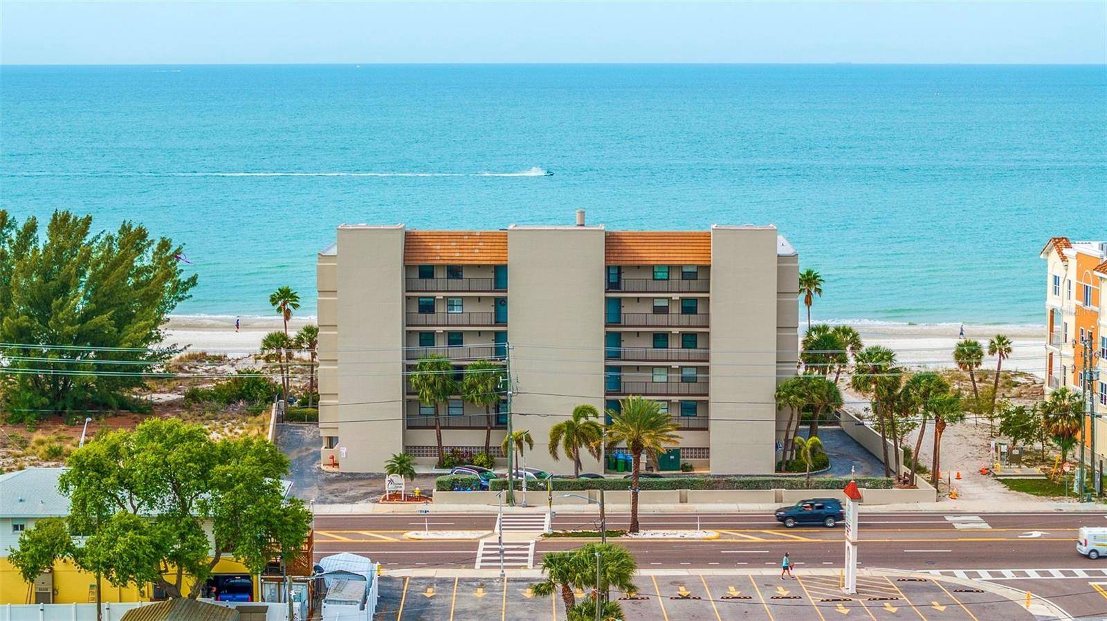 Madeira Beach, FL 33708,13650 GULF BLVD #302