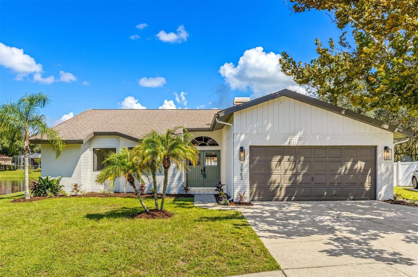 Tarpon Springs, FL 34688,3863 OAKLEAF CIR