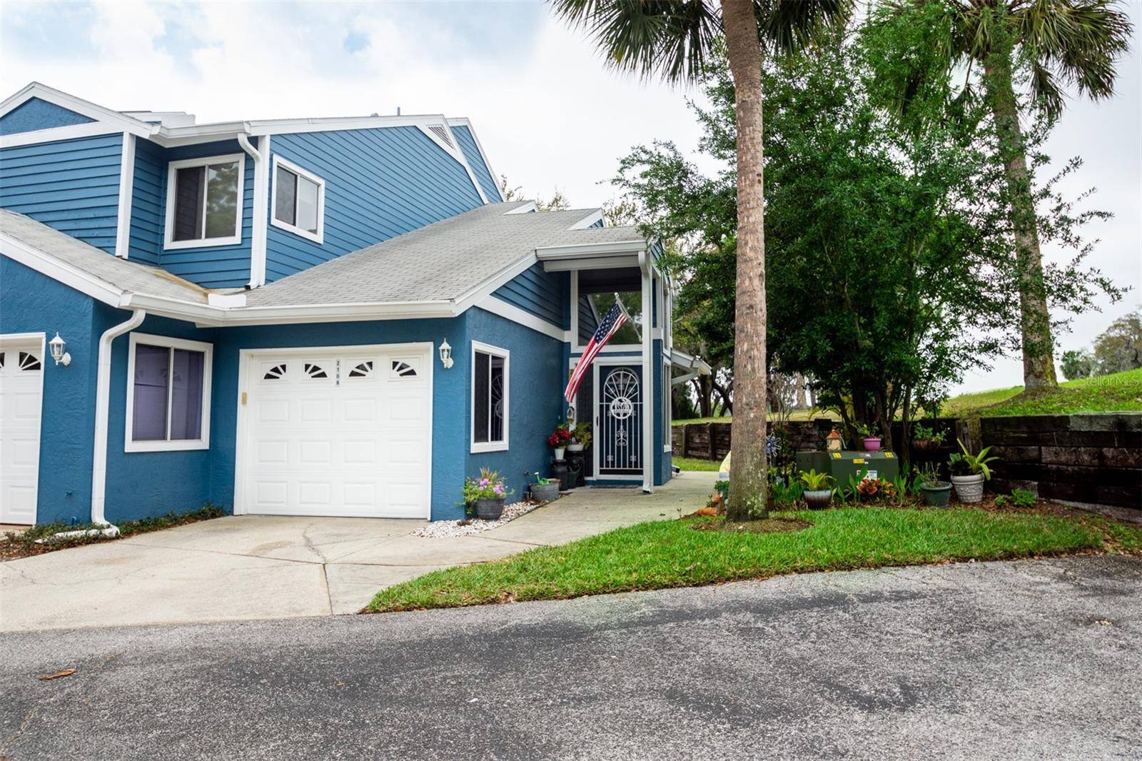 Tarpon Springs, FL 34689,2108 OAK CIR