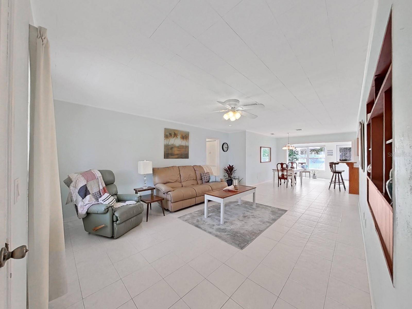 Redington Beach, FL 33708,16004 2ND ST E