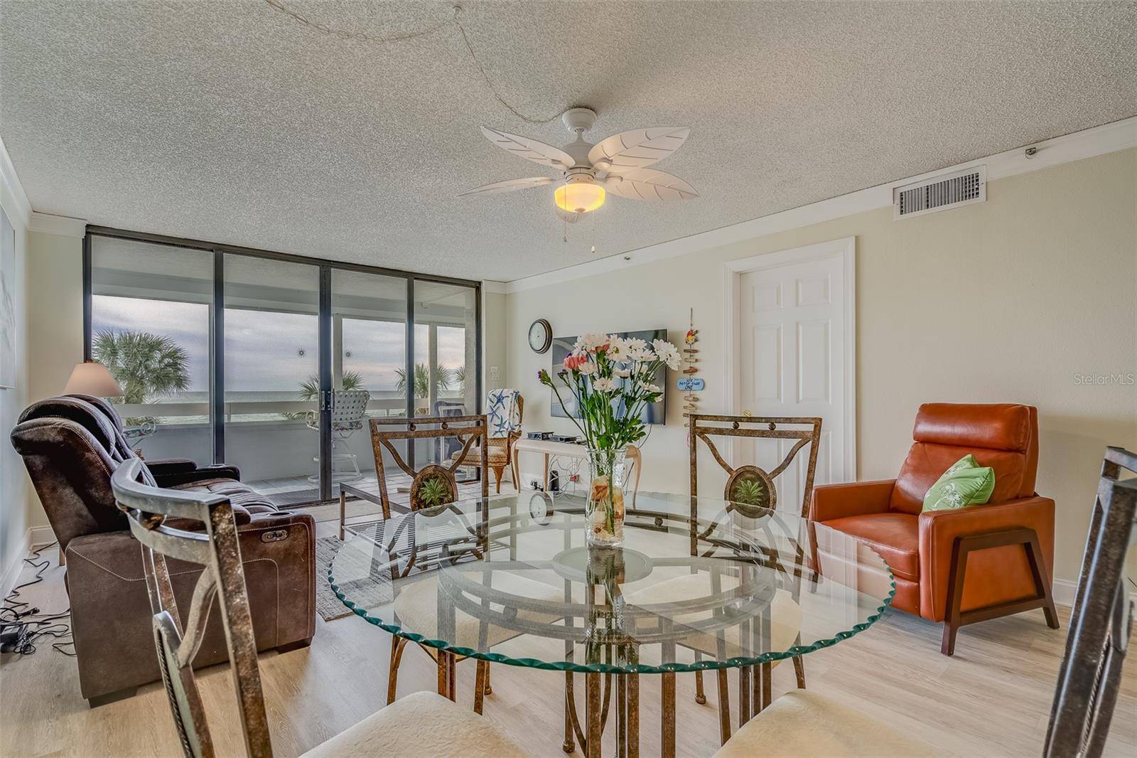 Redington Shores, FL 33708,17900 GULF BLVD #2E