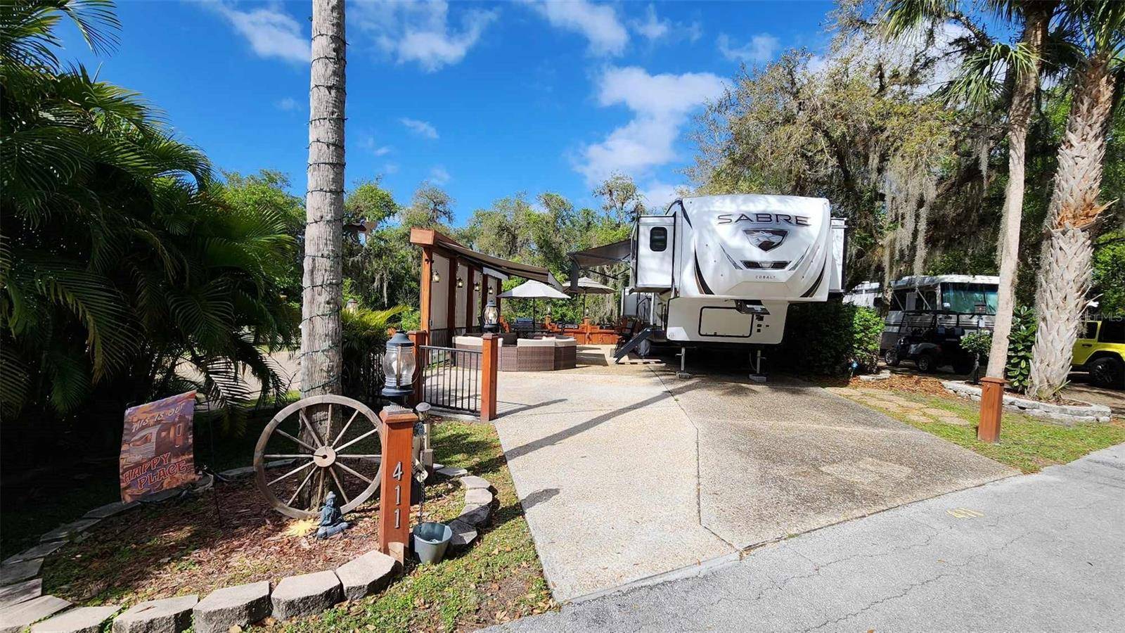 Lake Wales, FL 33853,411 LONGHORN DR