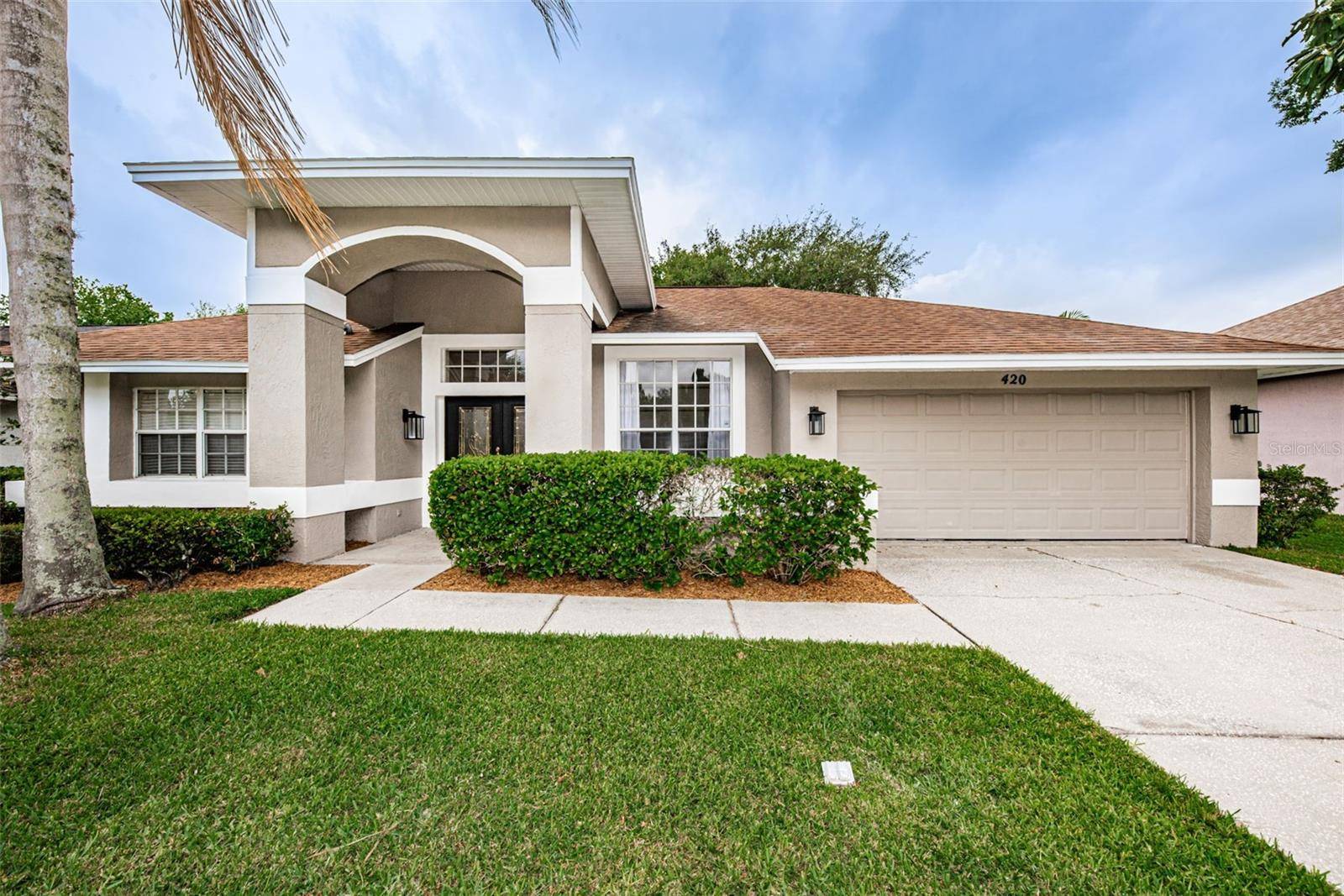 Tarpon Springs, FL 34688,420 WATERFORD CIR W