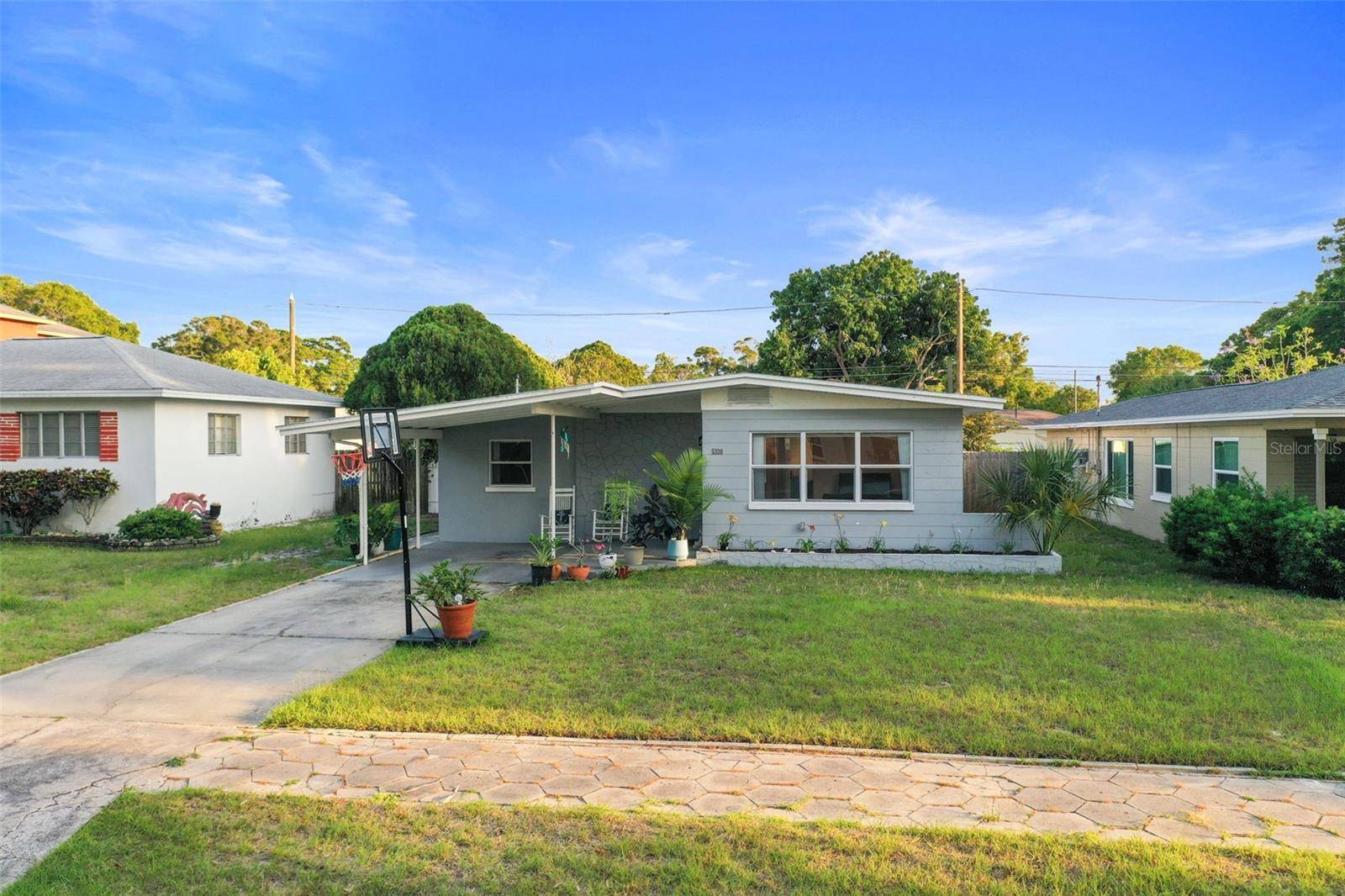 St Petersburg, FL 33710,5330 DARTMOUTH AVE N