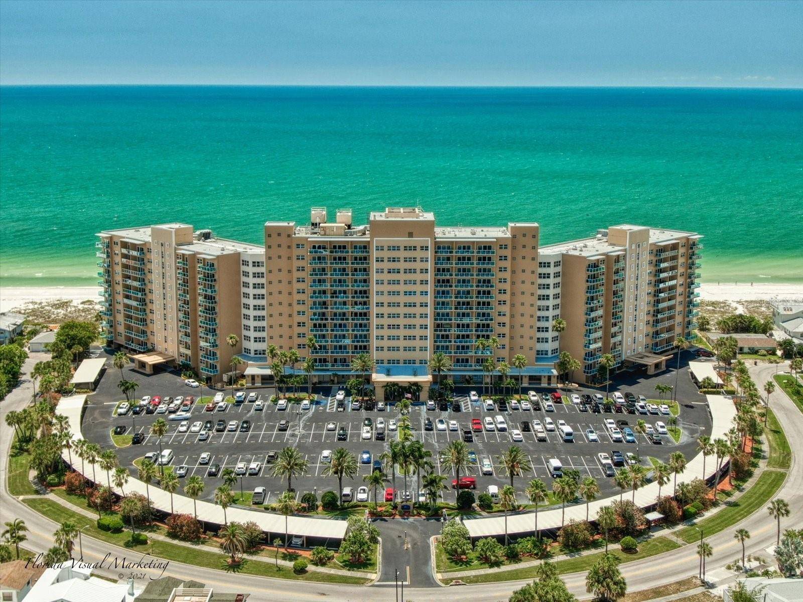 Clearwater Beach, FL 33767,880 MANDALAY AVE #S313