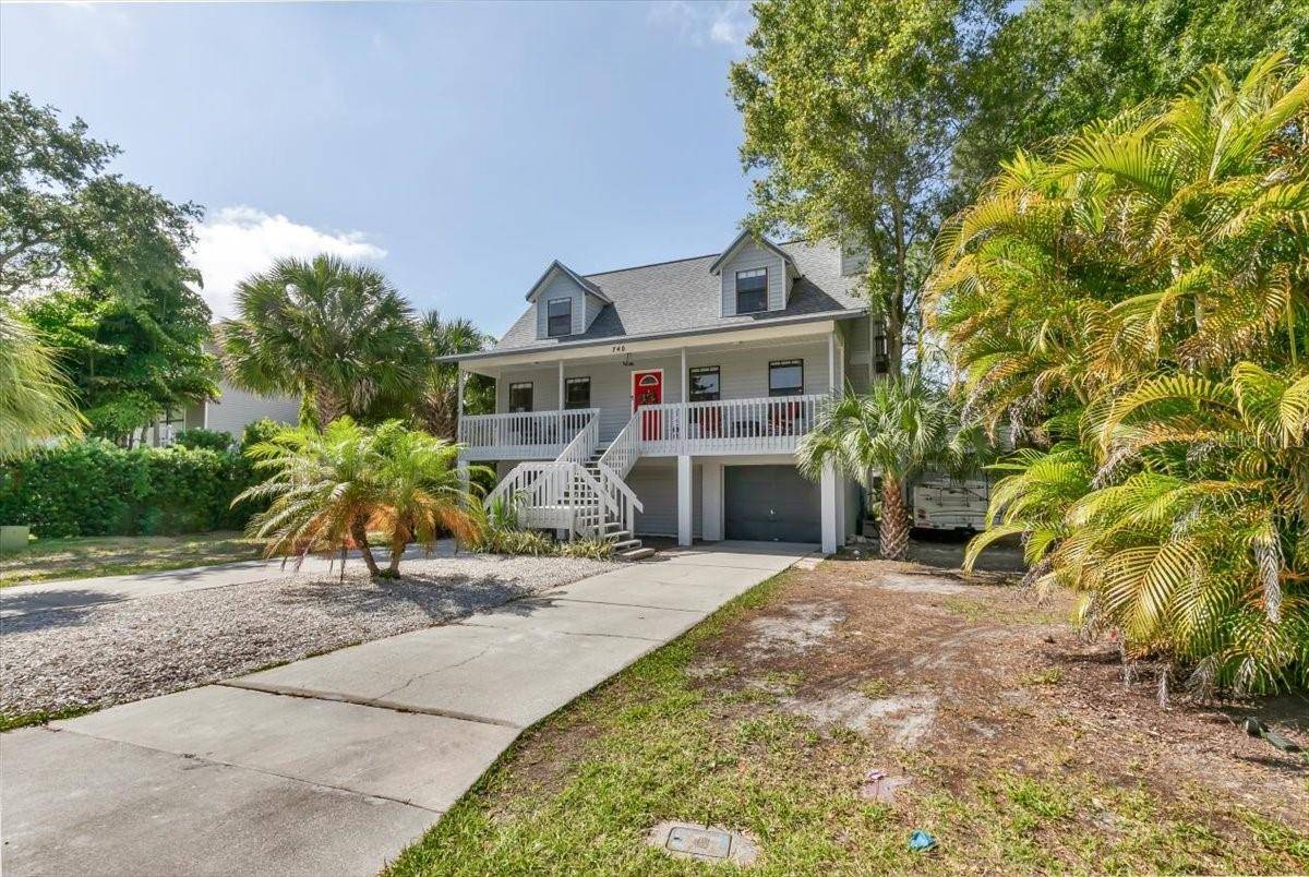 Palm Harbor, FL 34683,740 CLAUDIA LN