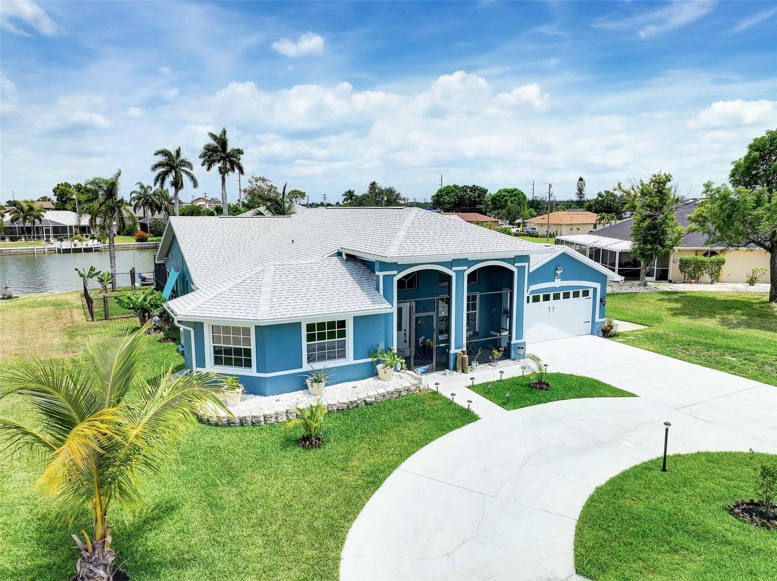 Cape Coral, FL 33991,1005 SW 1ST PL