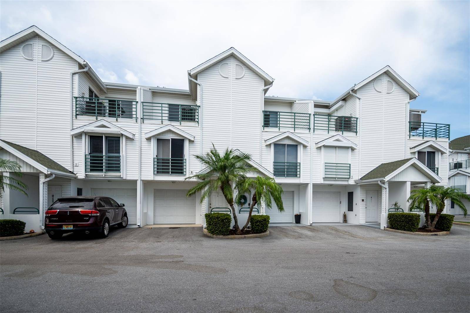 Clearwater Beach, FL 33767,320 ISLAND WAY #209