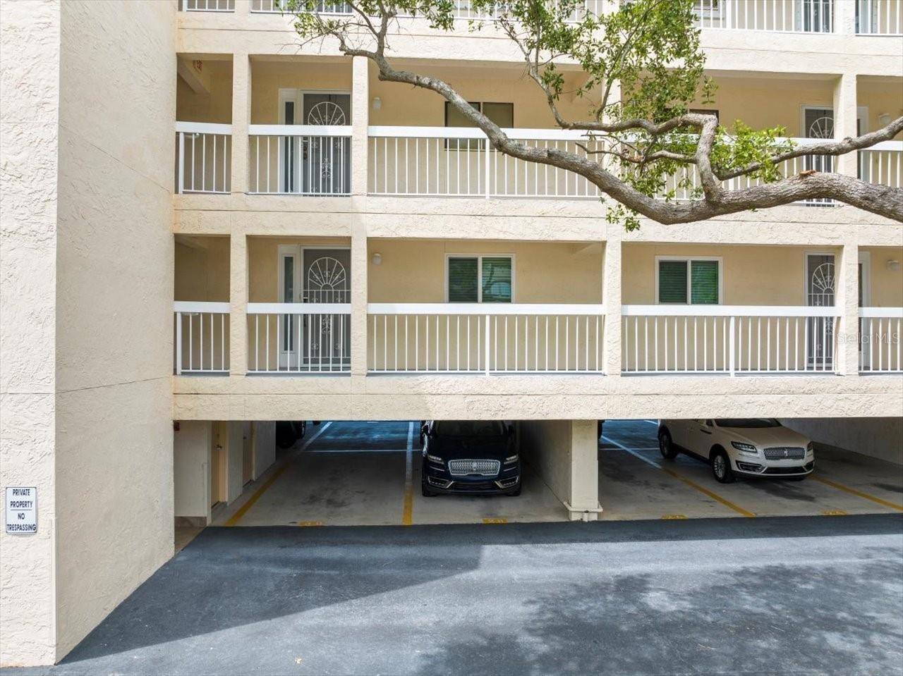 Clearwater Beach, FL 33767,640 BAYWAY BLVD #101