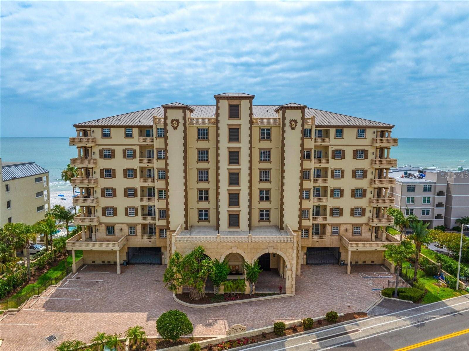 Indian Shores, FL 33785,19520 GULF BLVD #702