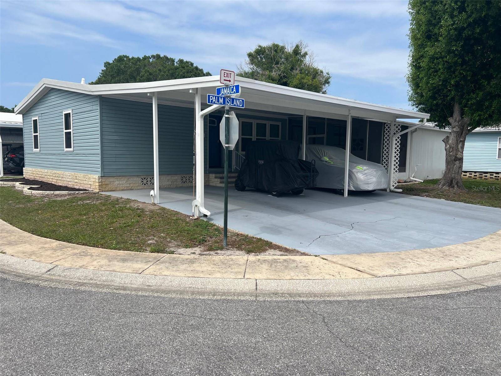 Largo, FL 33771,1001 STARKEY RD #567