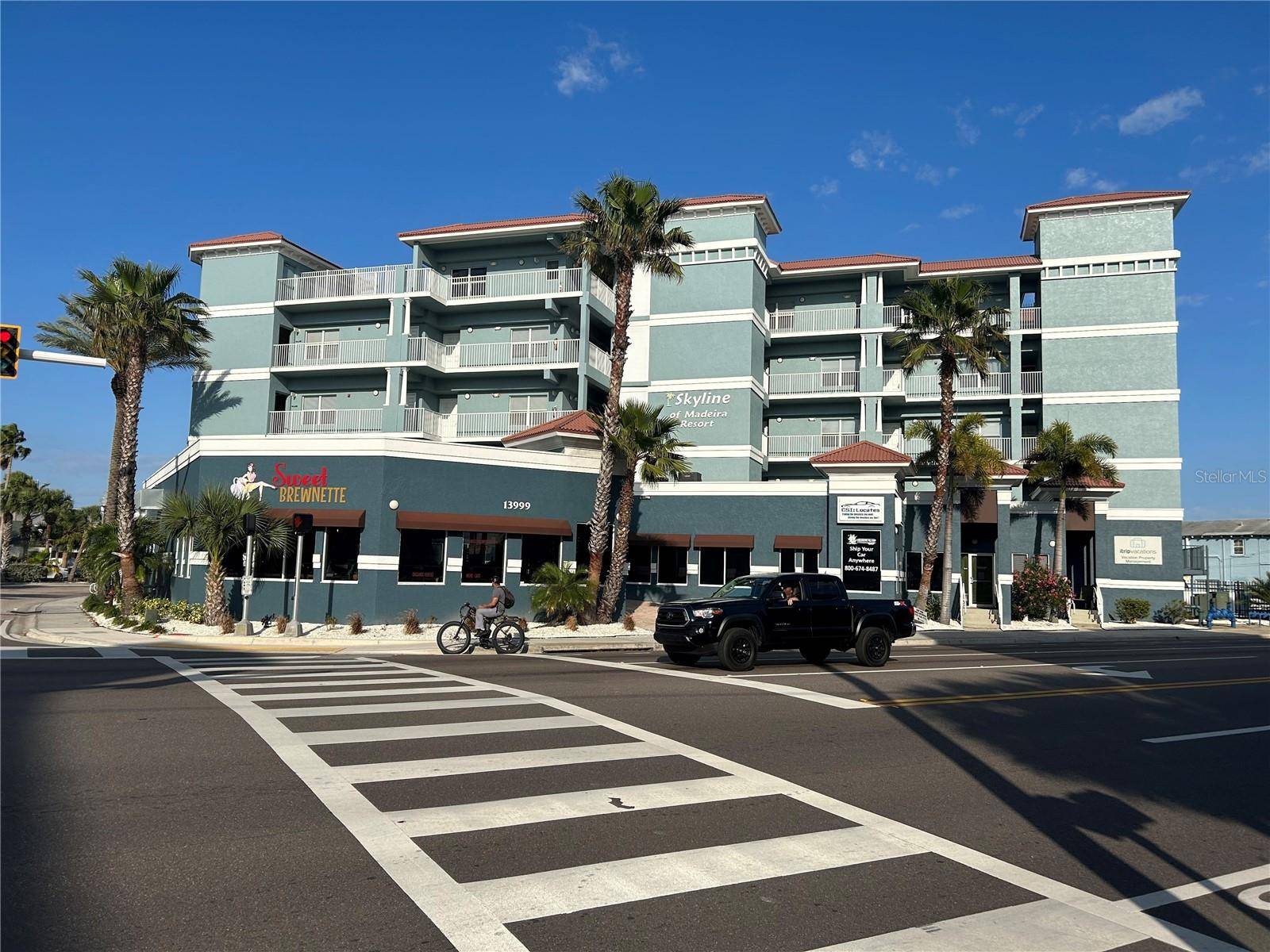 Madeira Beach, FL 33708,13999 GULF BLVD #303