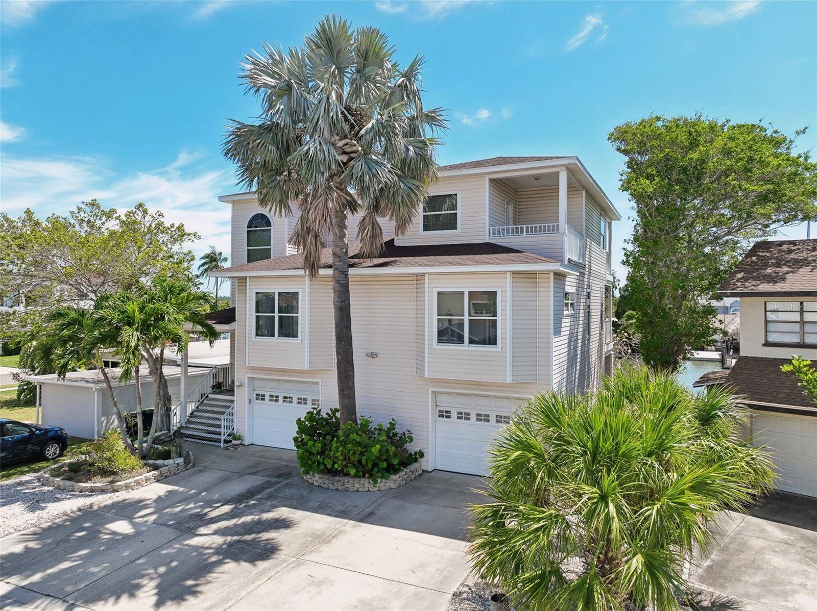 Redington Shores, FL 33708,193 175TH TERRACE DR E