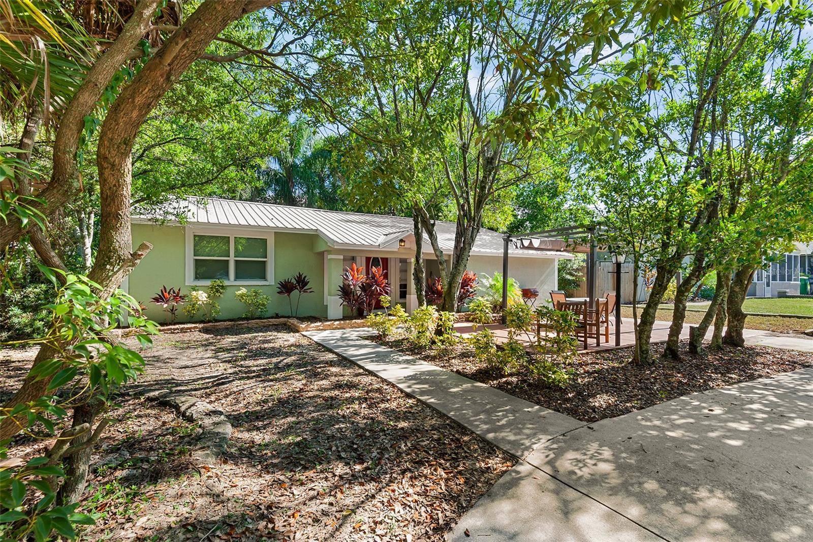 Tampa, FL 33604,1006 E FERN ST