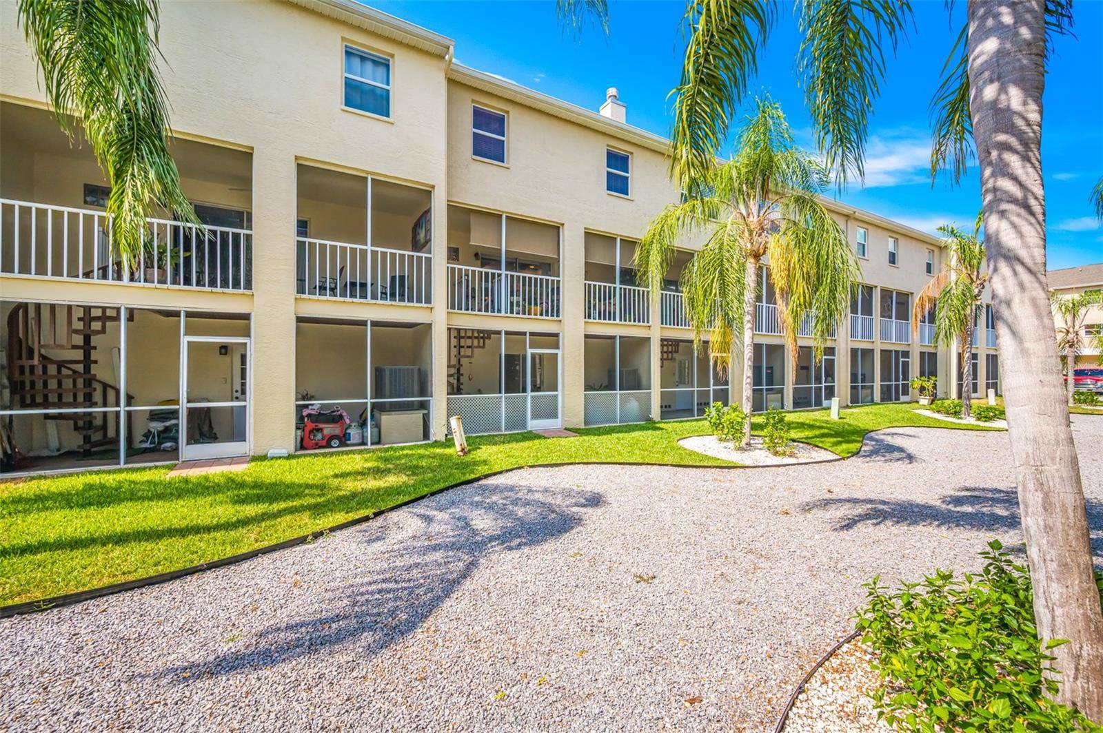 Tierra Verde, FL 33715,1109 PINELLAS BAYWAY S #306