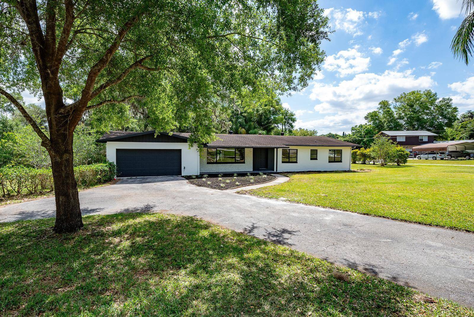 Apopka, FL 32703,1015 OAK LN