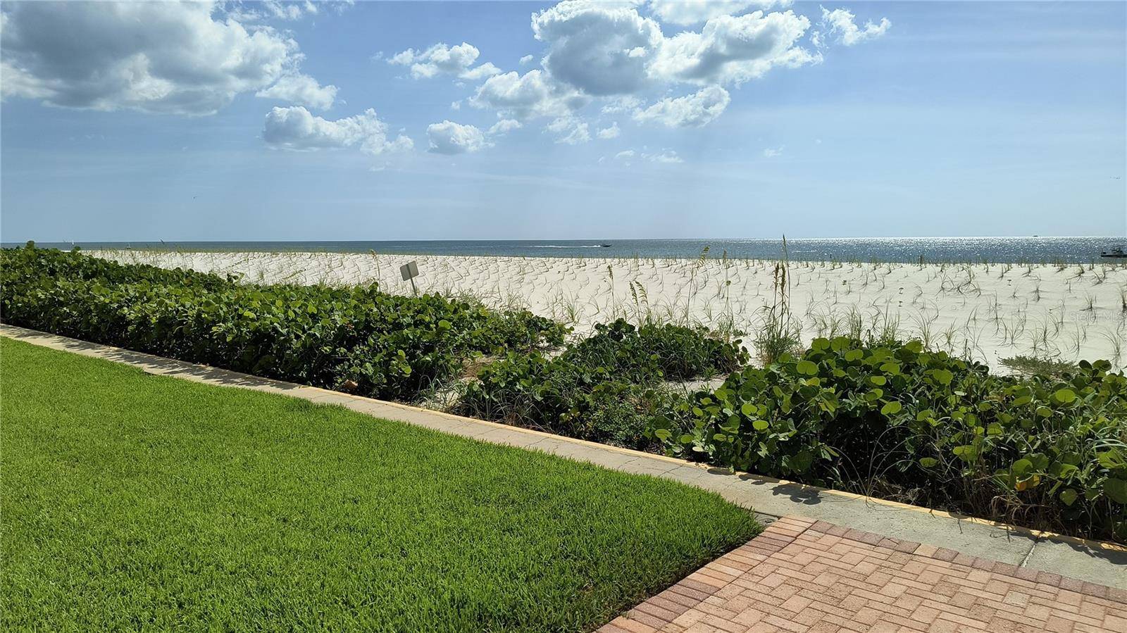 Belleair Beach, FL 33786,2900 GULF BLVD #307