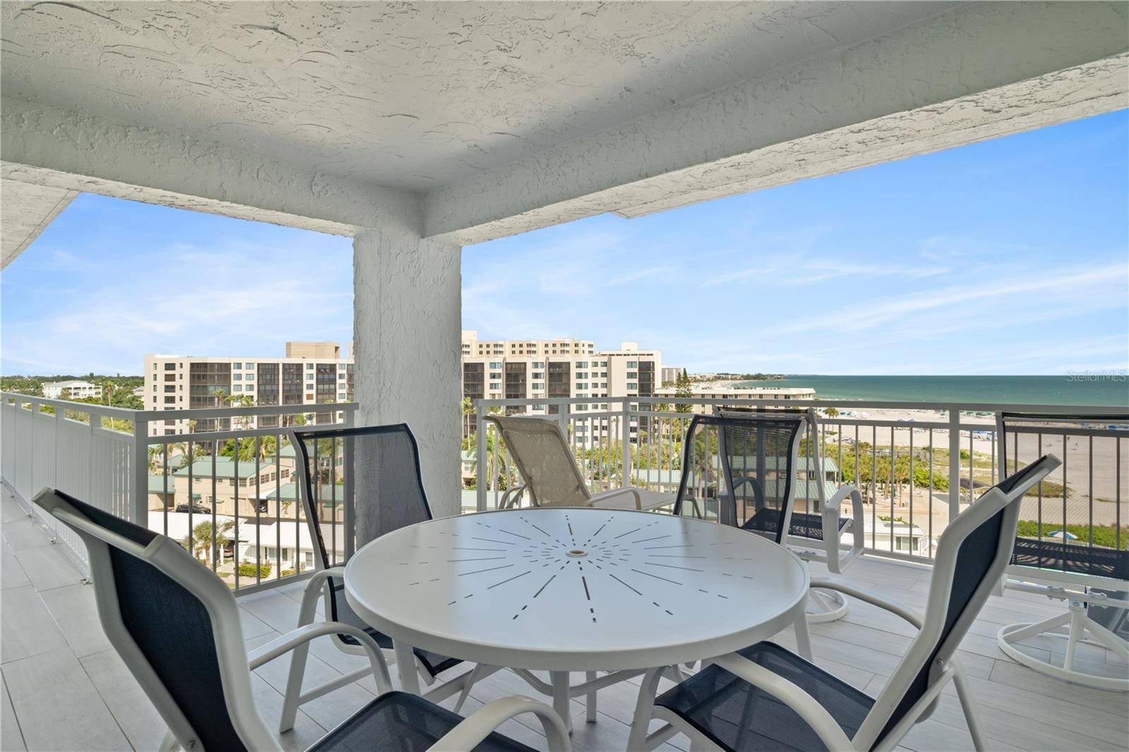 Sarasota, FL 34242,5830 MIDNIGHT PASS RD #705