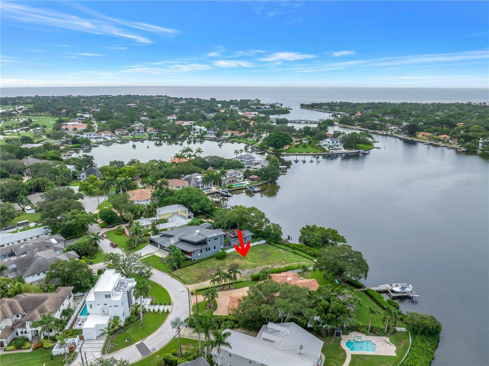 St Petersburg, FL 33704,1026 MONTEREY BLVD NE