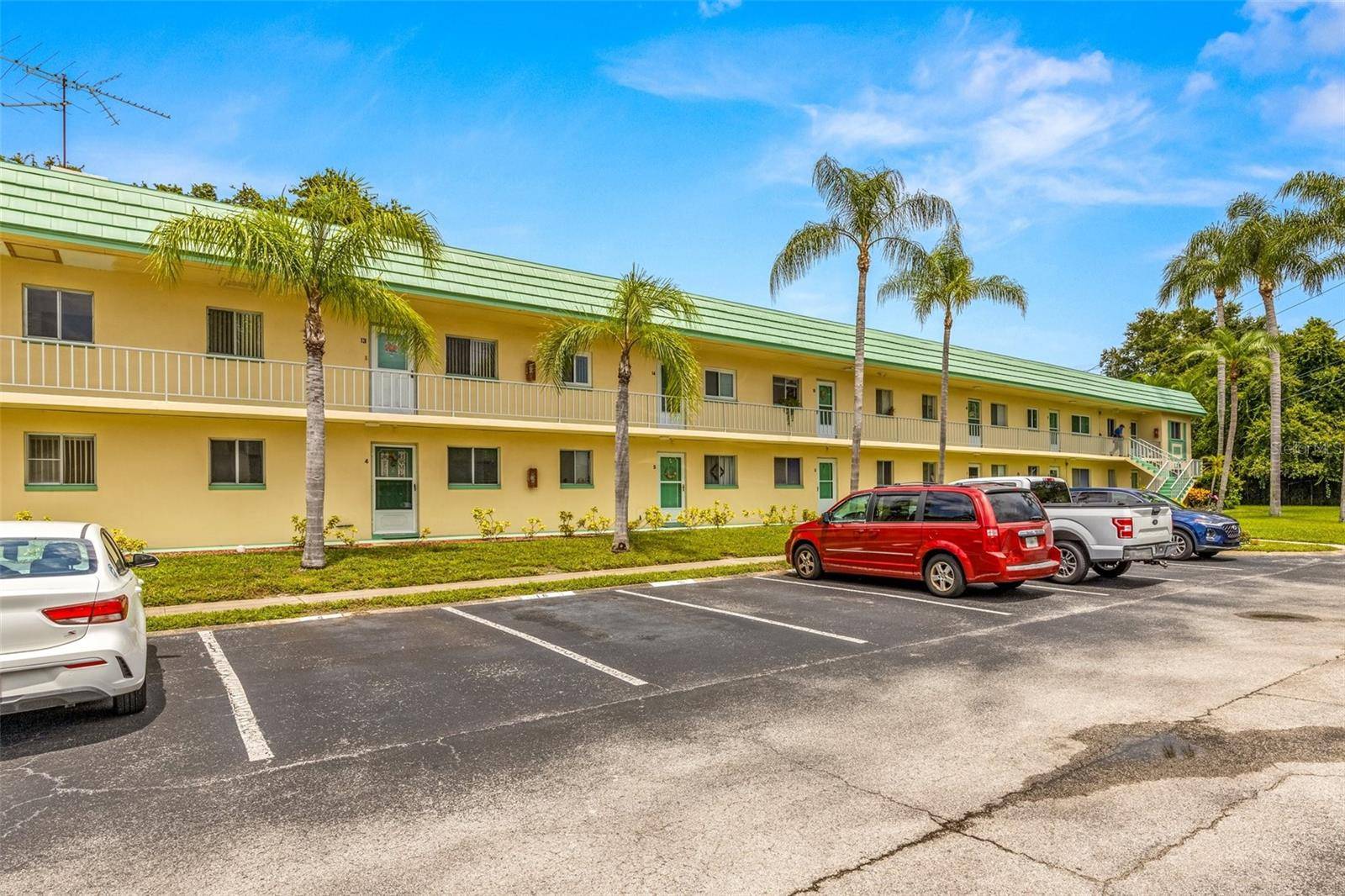 Clearwater, FL 33763,2005 GREENBRIAR BLVD #14