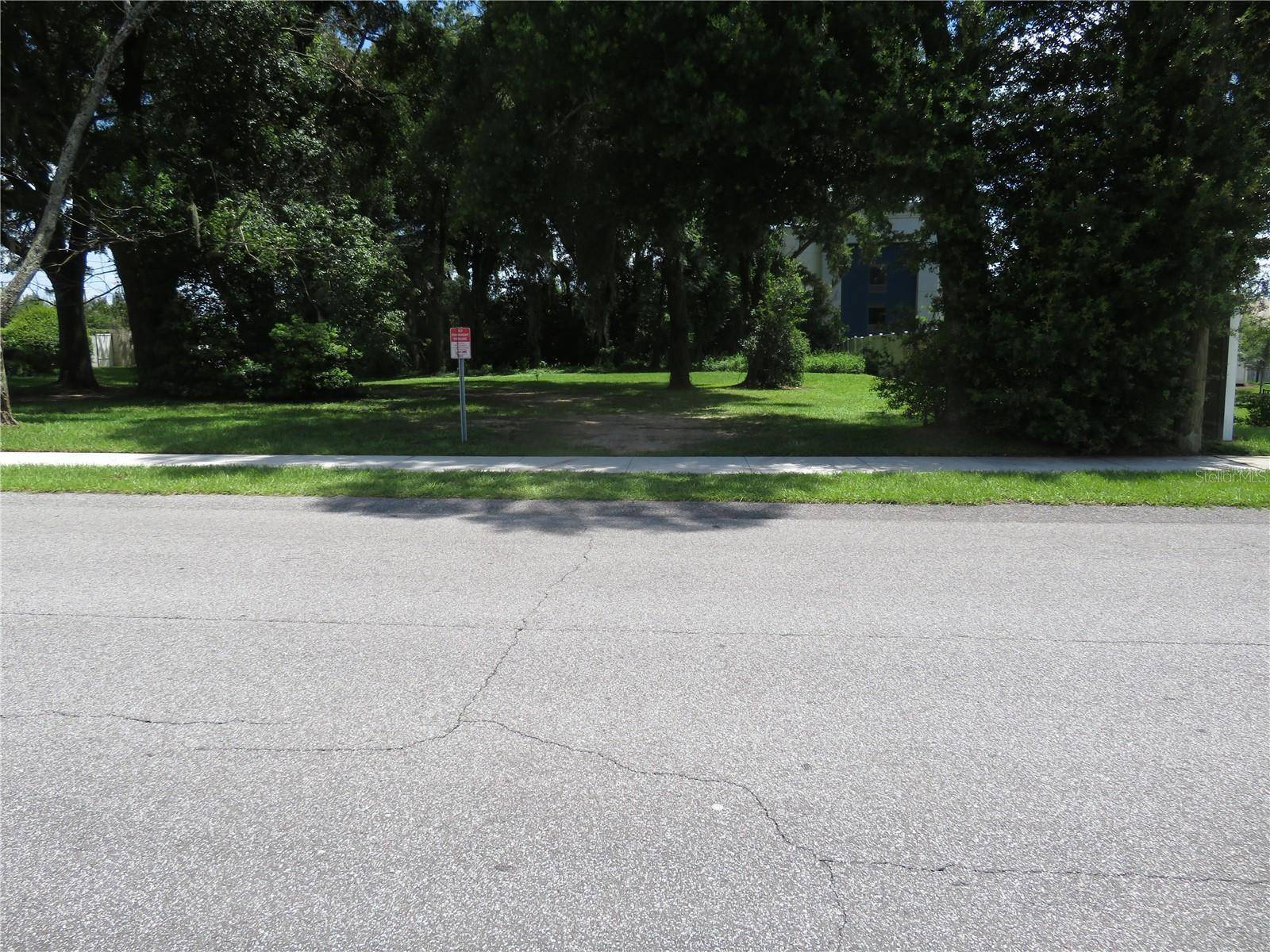 Dade City, FL 33525,Address not disclosed