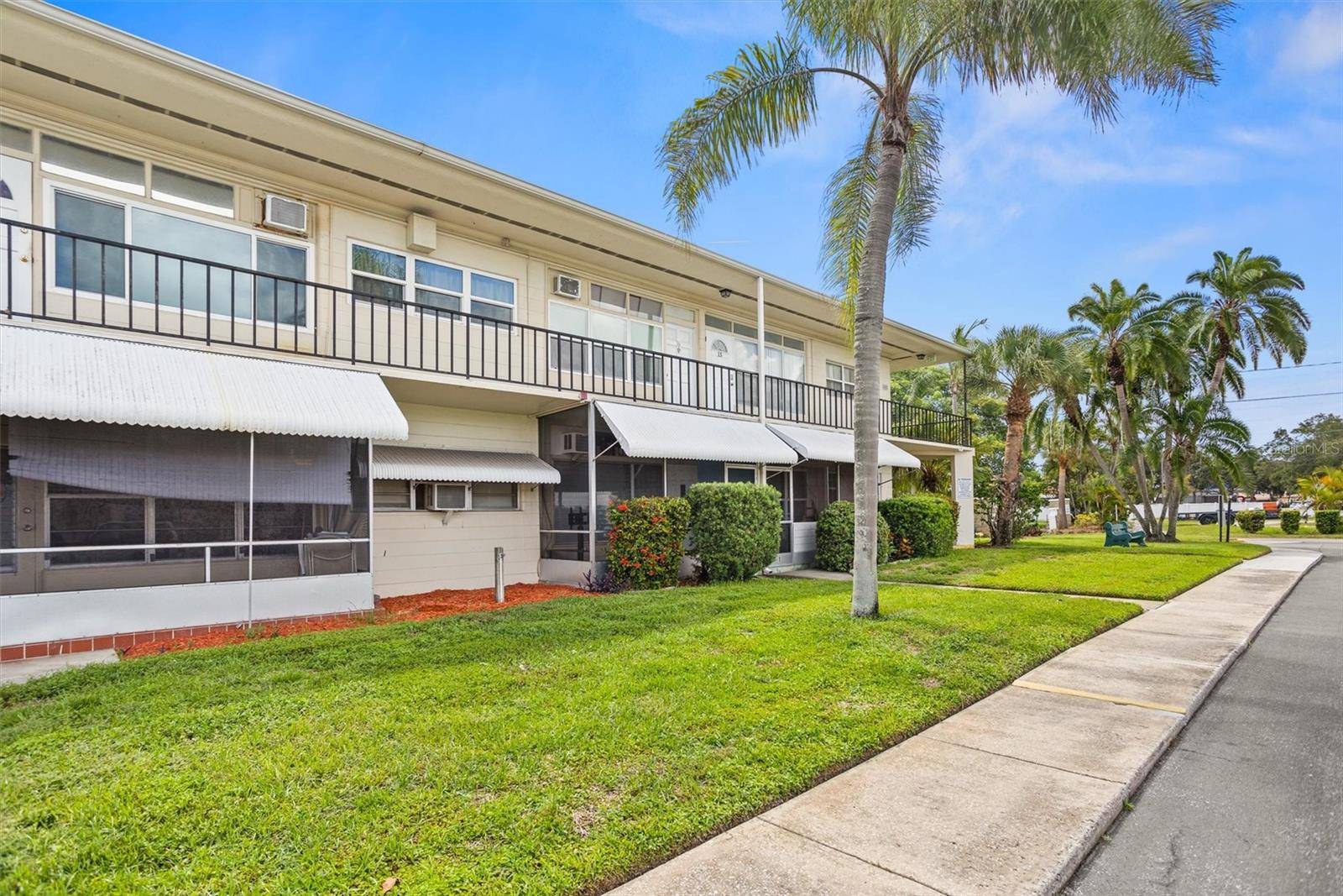 Kenneth City, FL 33709,4001 58TH ST N #16