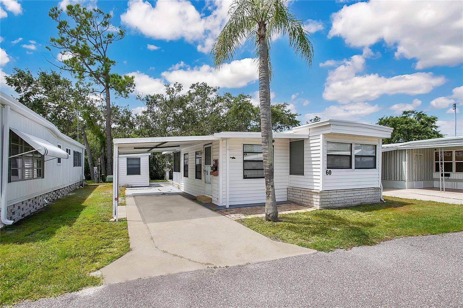 Dunedin, FL 34698,605 MICHIGAN BLVD #60