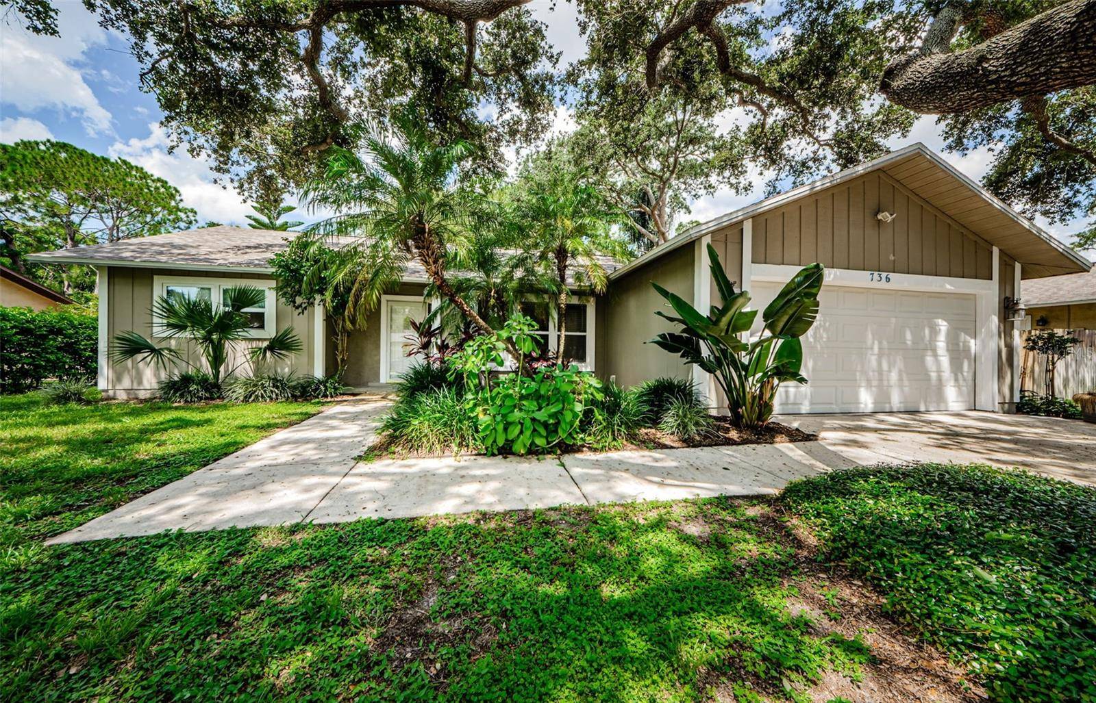 Palm Harbor, FL 34683,736 GLENGARY LN