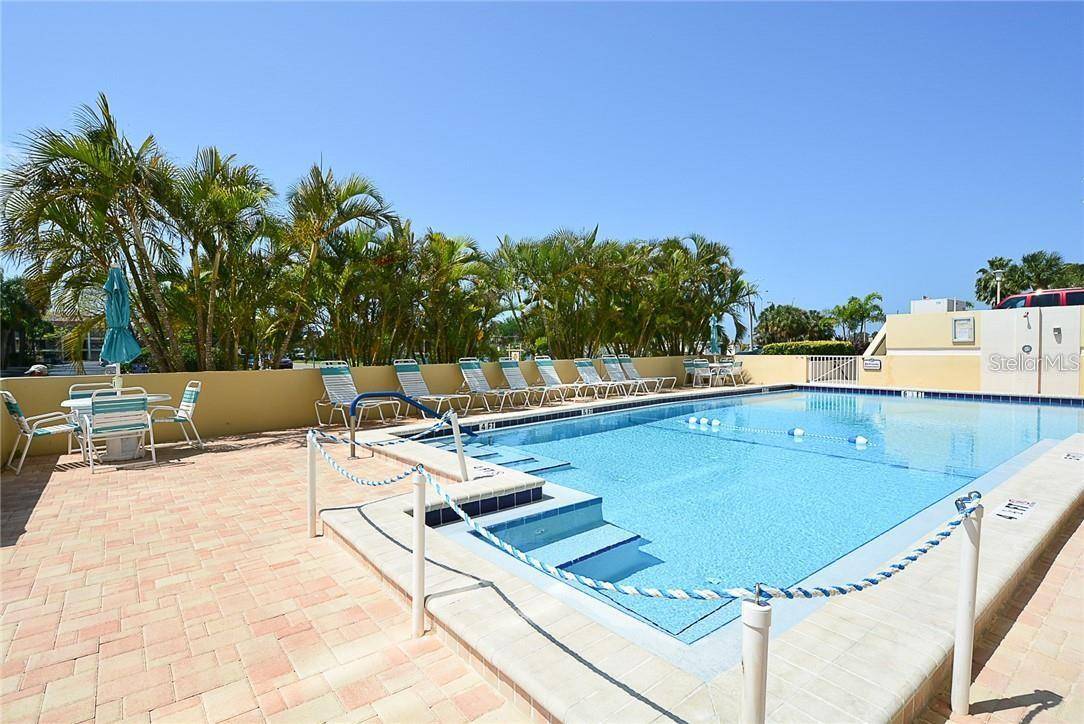 Clearwater Beach, FL 33767,855 BAYWAY BLVD #402