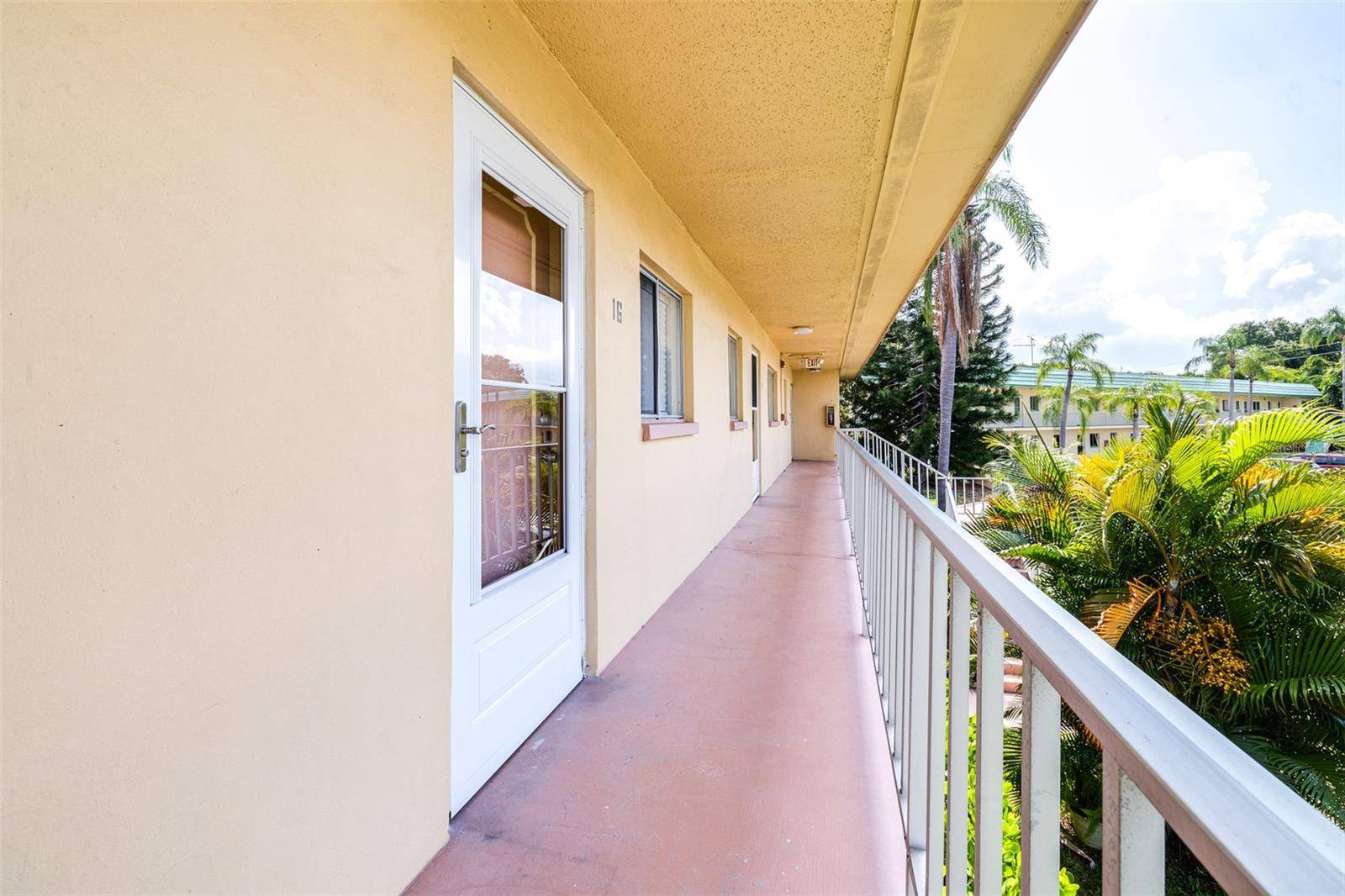 Clearwater, FL 33763,2003 GREENBRIAR BLVD #16