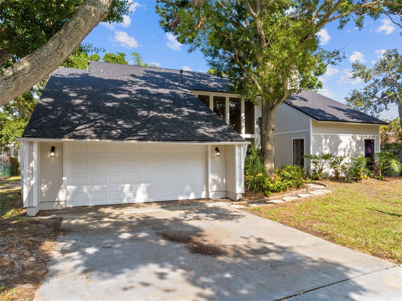 St Petersburg, FL 33708,5841 BAY PINES LAKES BLVD