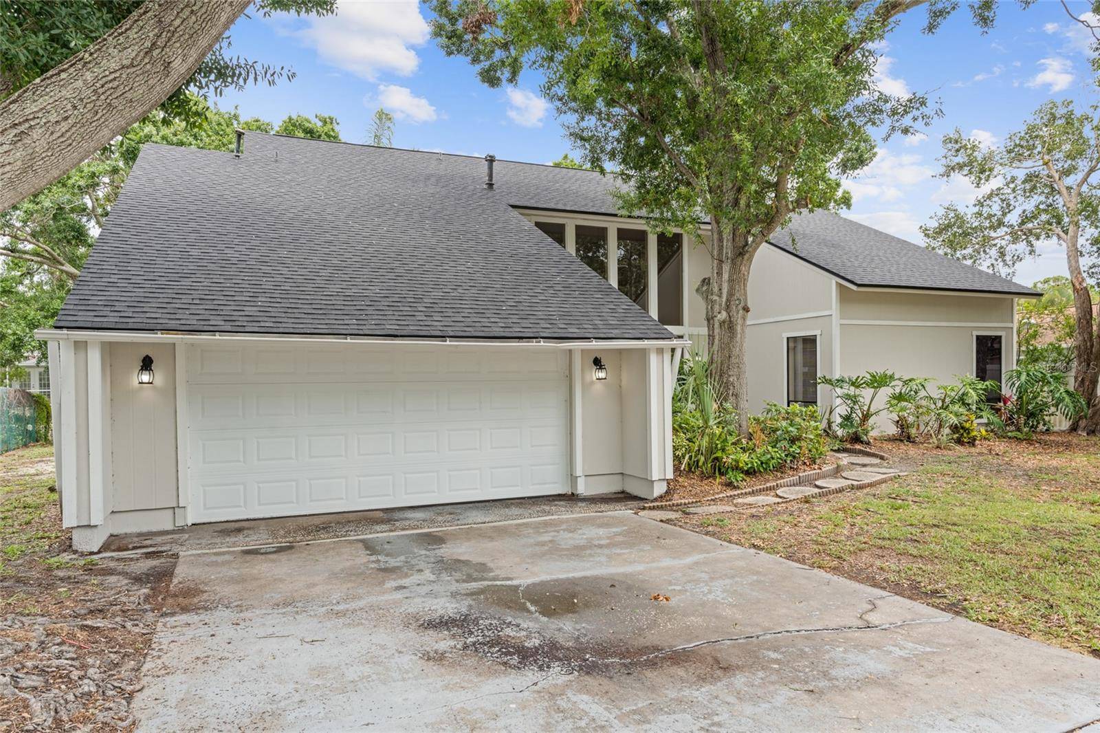 St Petersburg, FL 33708,5841 BAY PINES LAKES BLVD