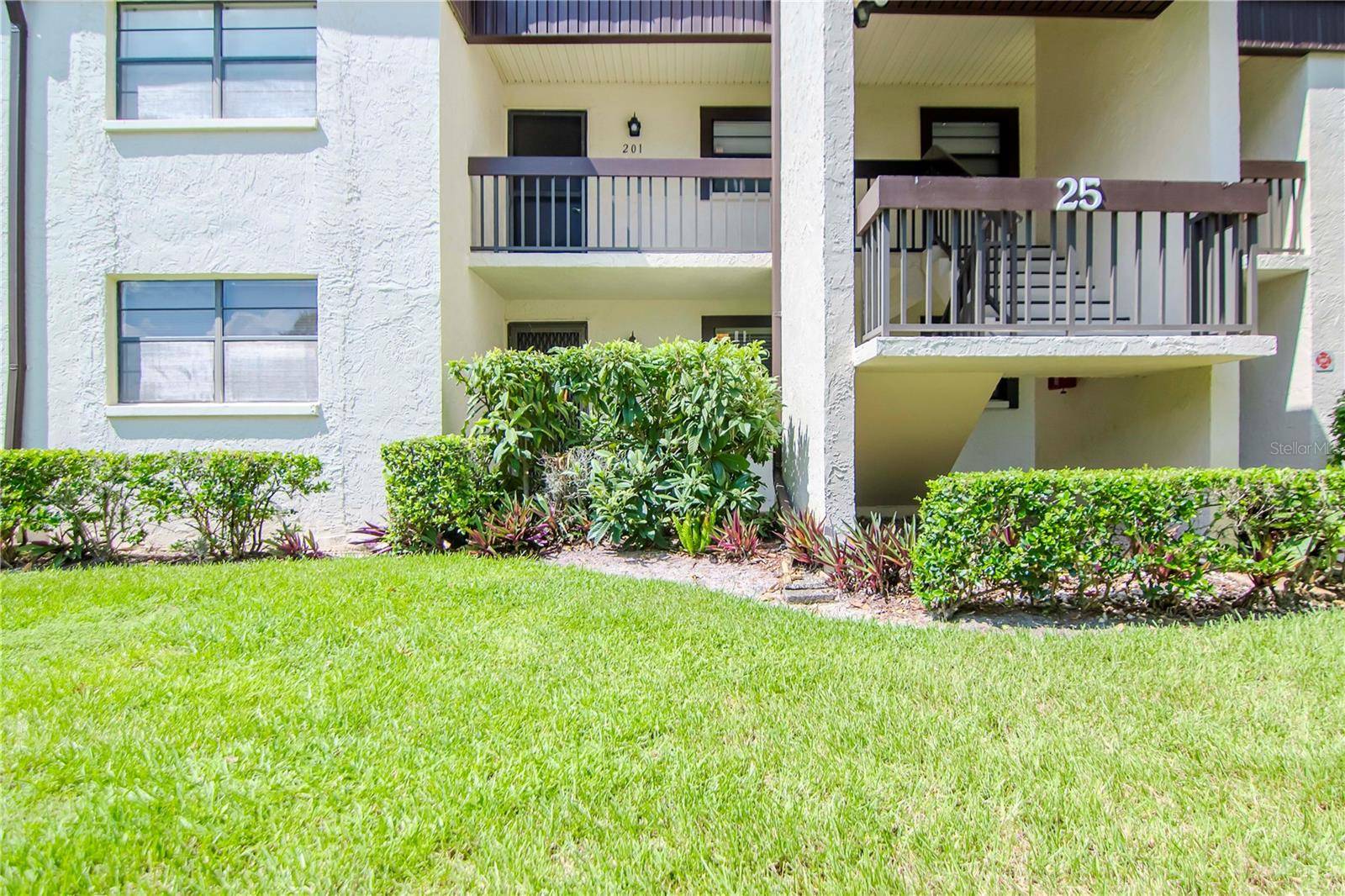 Clearwater, FL 33761,2400 WINDING CREEK BLVD #25-101