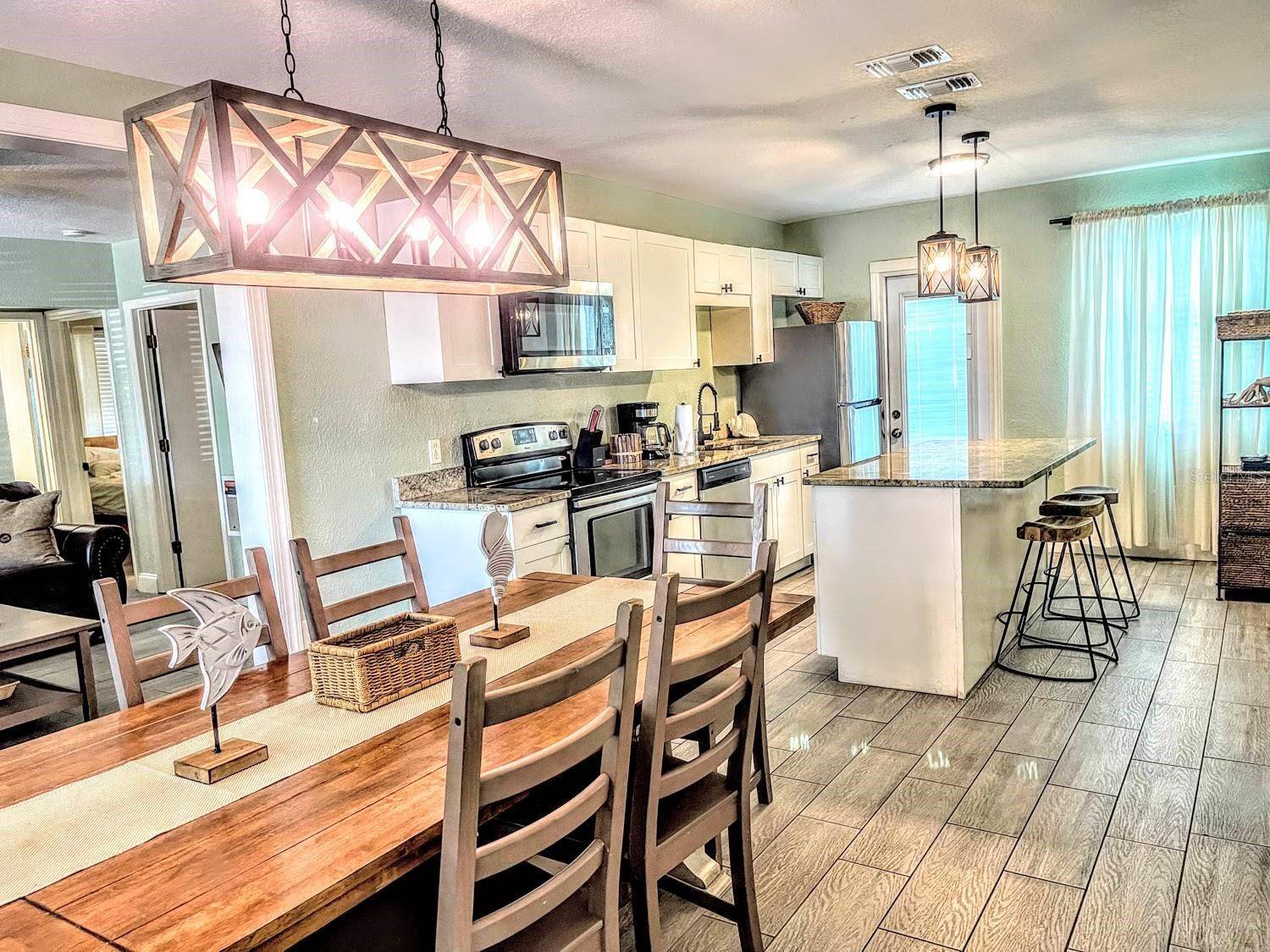 Clearwater Beach, FL 33767,42 SOMERSET ST