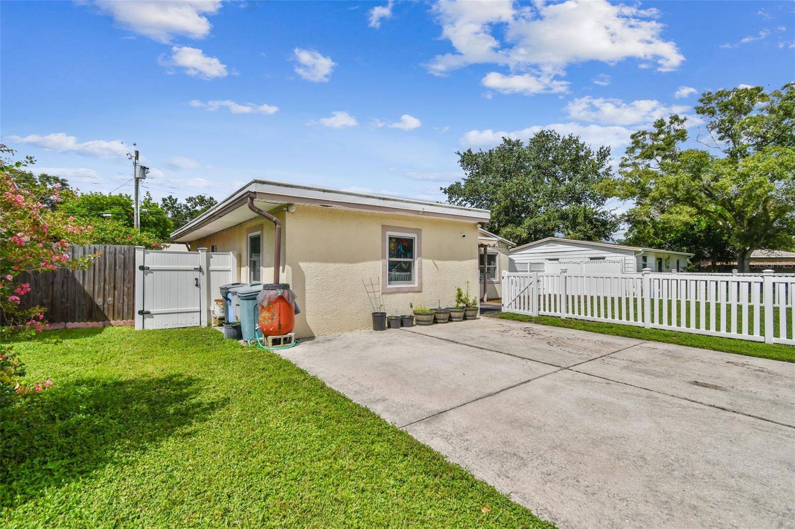 Pinellas Park, FL 33781,6735 79TH AVE N